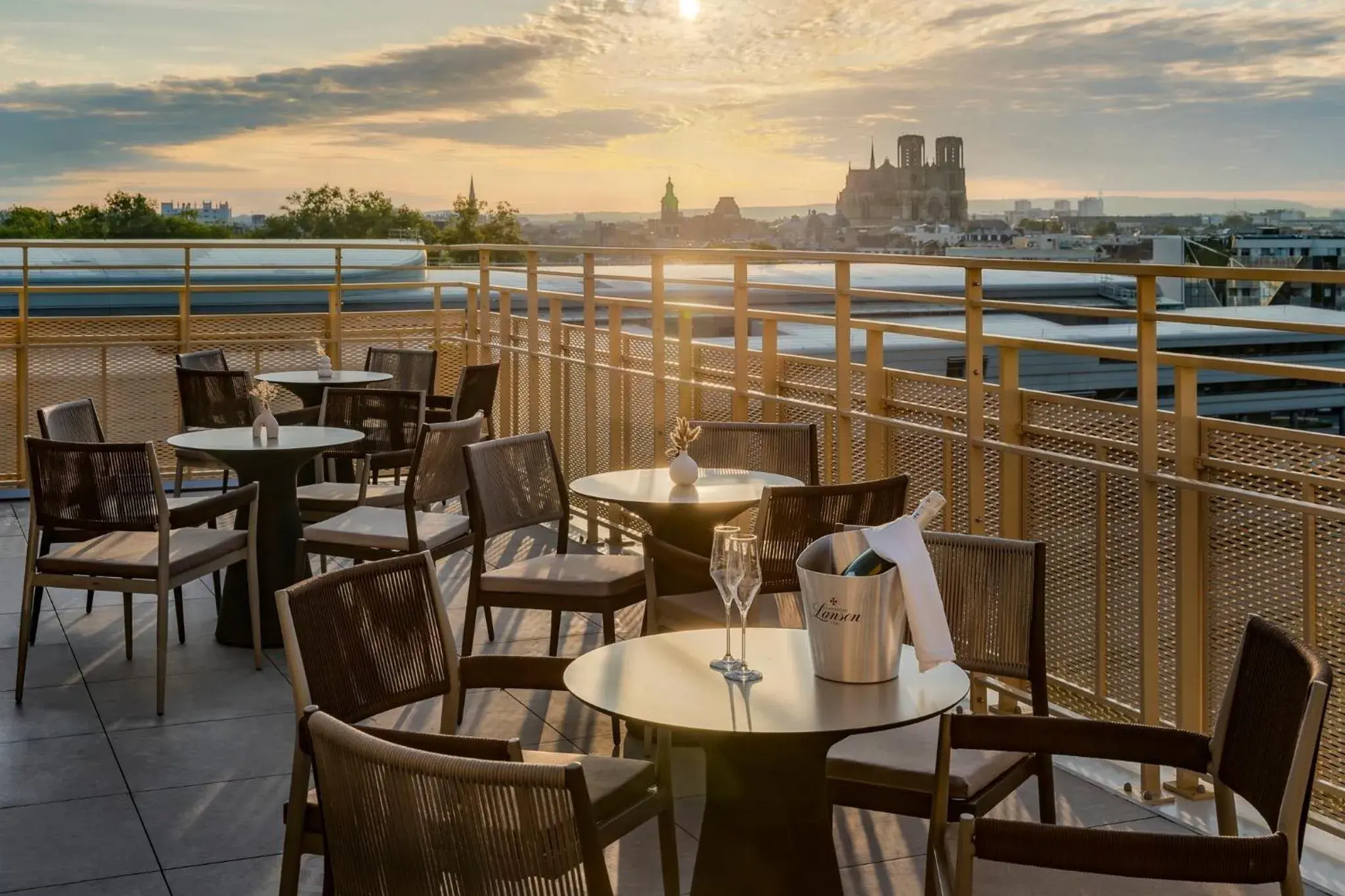 Holiday Inn Express & Suites Reims - Rives de Vesle by IHG Holiday Inn Express & Suites Reims - Rives de Vesle by IHG