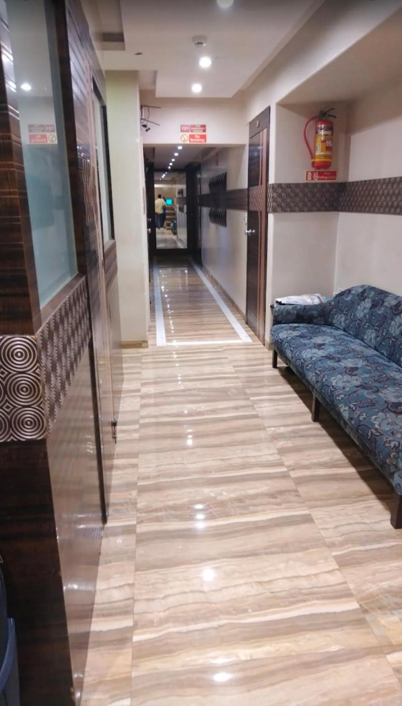 Seating area in Hotel Gulf