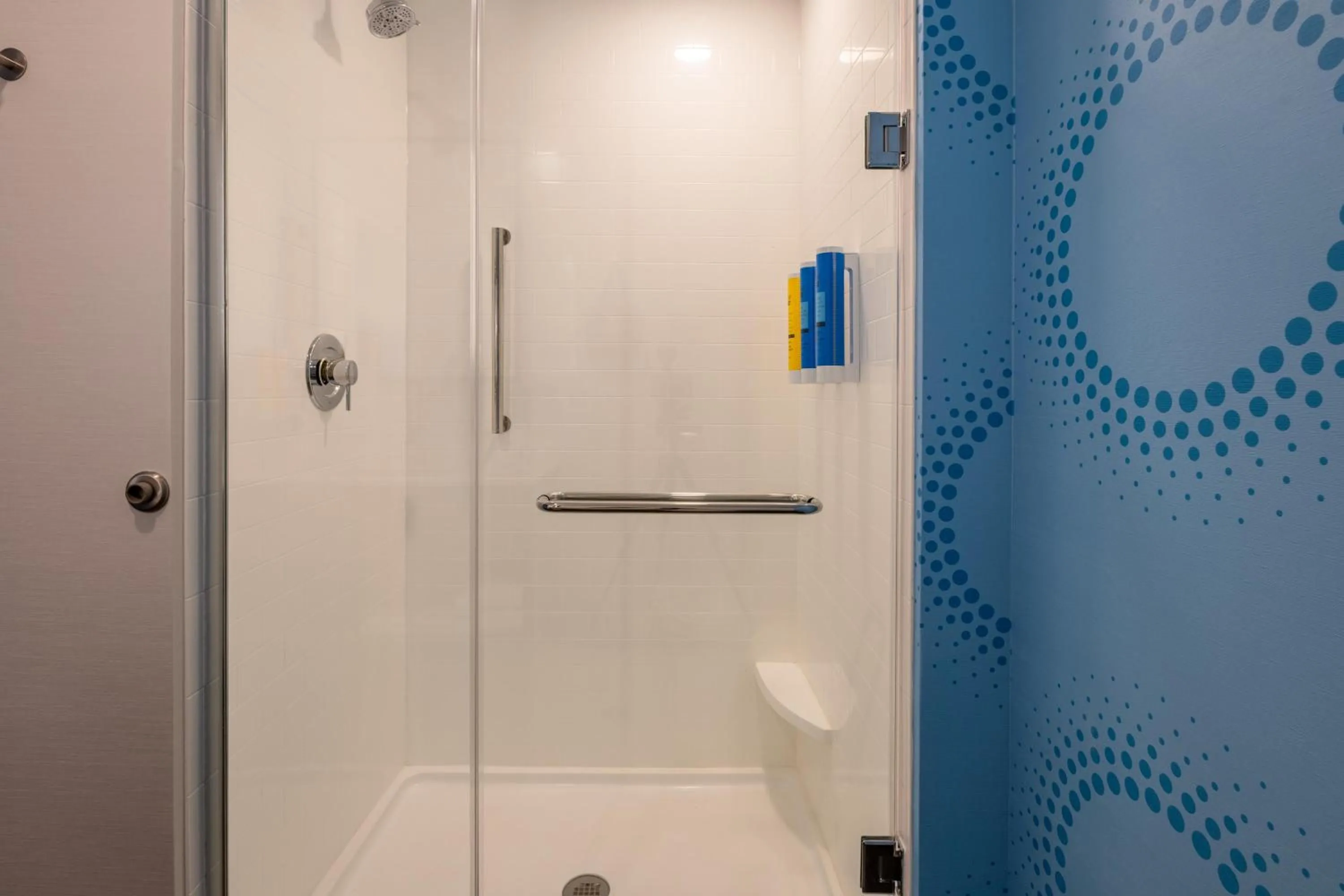 Bathroom in Tru By Hilton Commerce