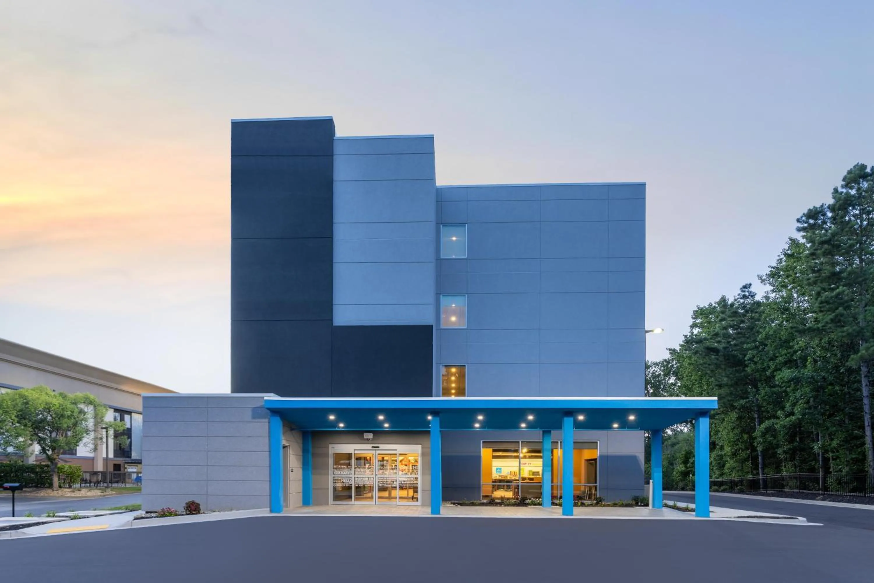 Property building in Tru By Hilton Commerce