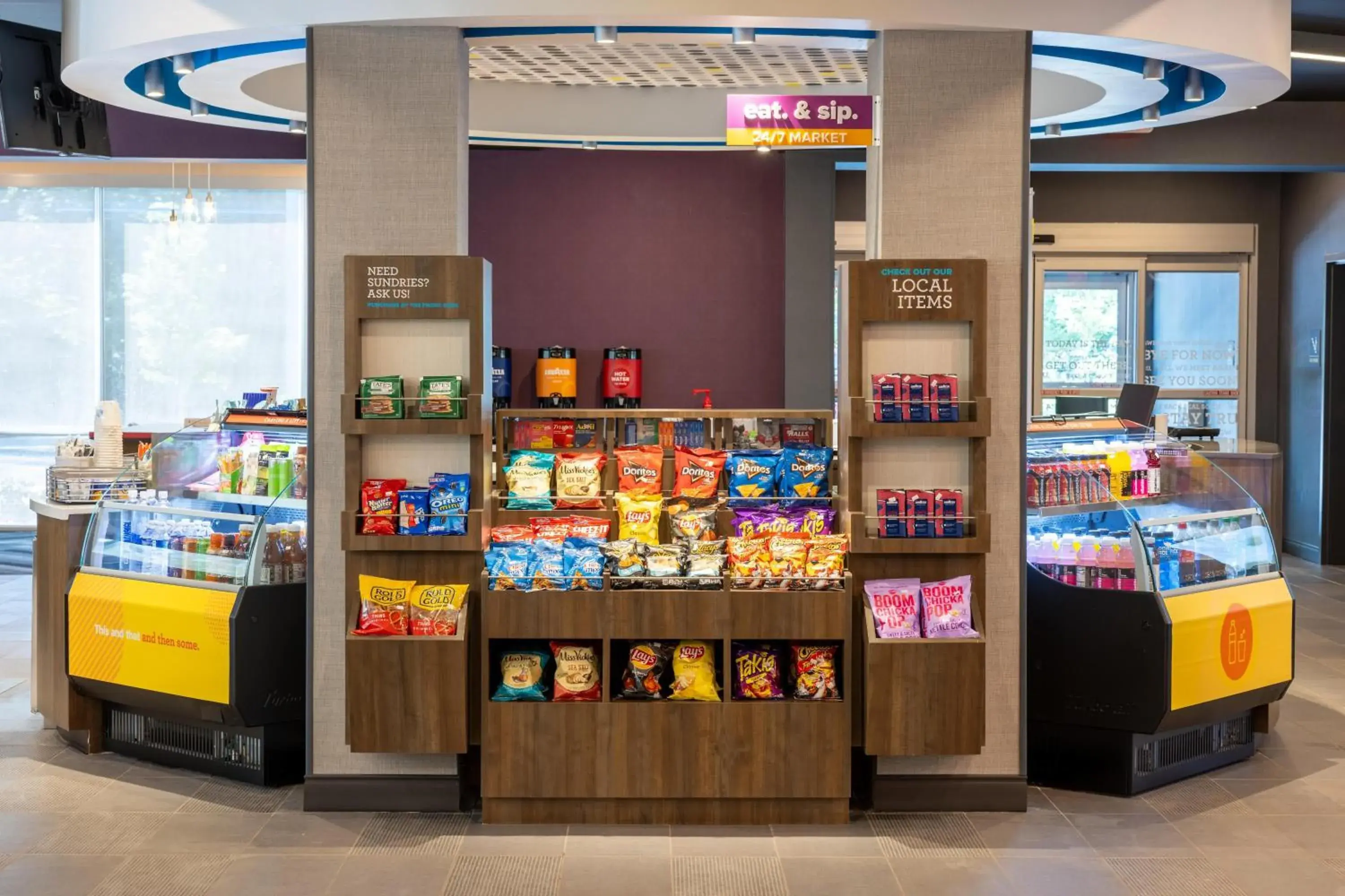 Restaurant/places to eat in Tru By Hilton Commerce Restaurant/places to eat in Tru By Hilton Commerce