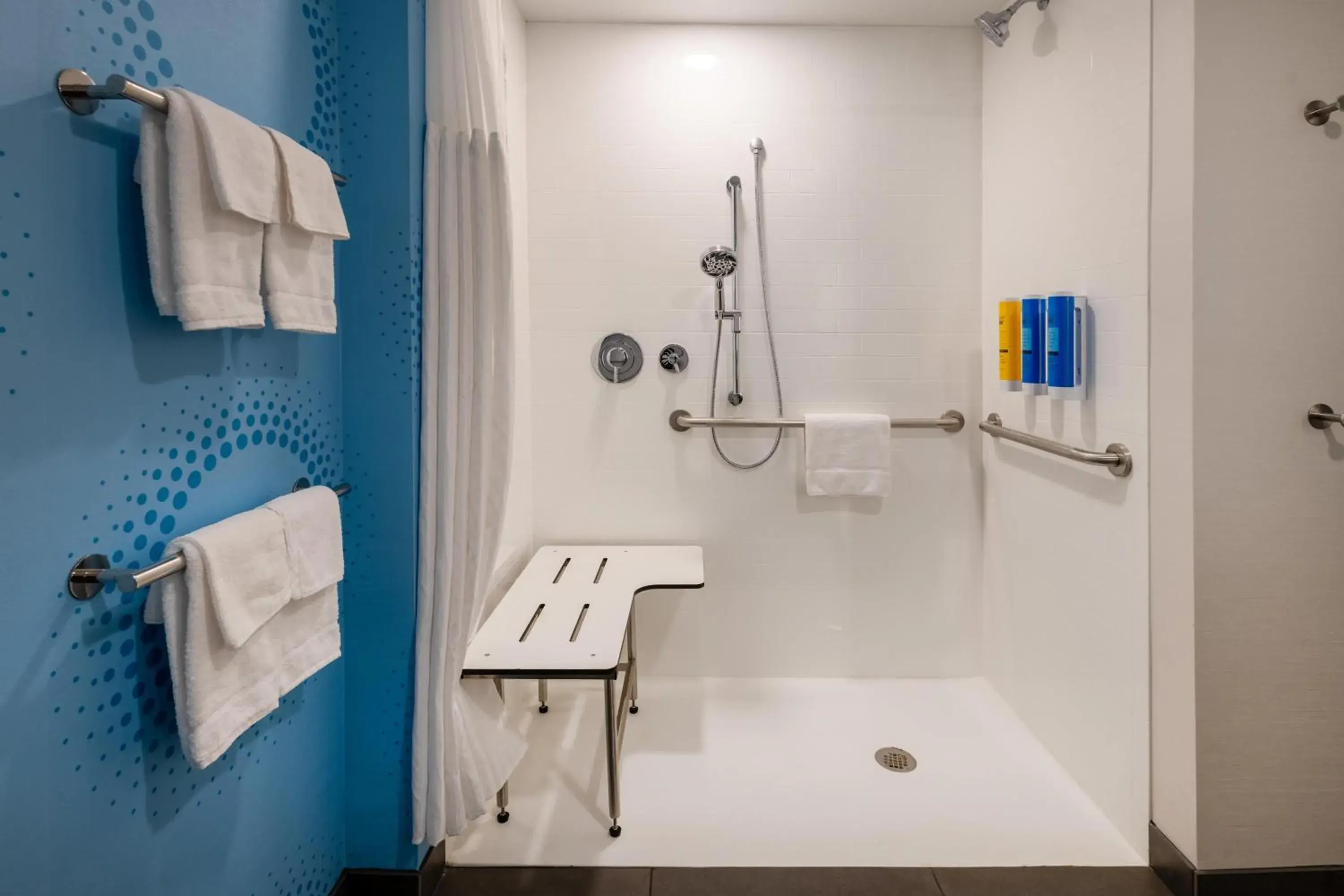 Bathroom in Tru By Hilton Commerce Bathroom in Tru By Hilton Commerce