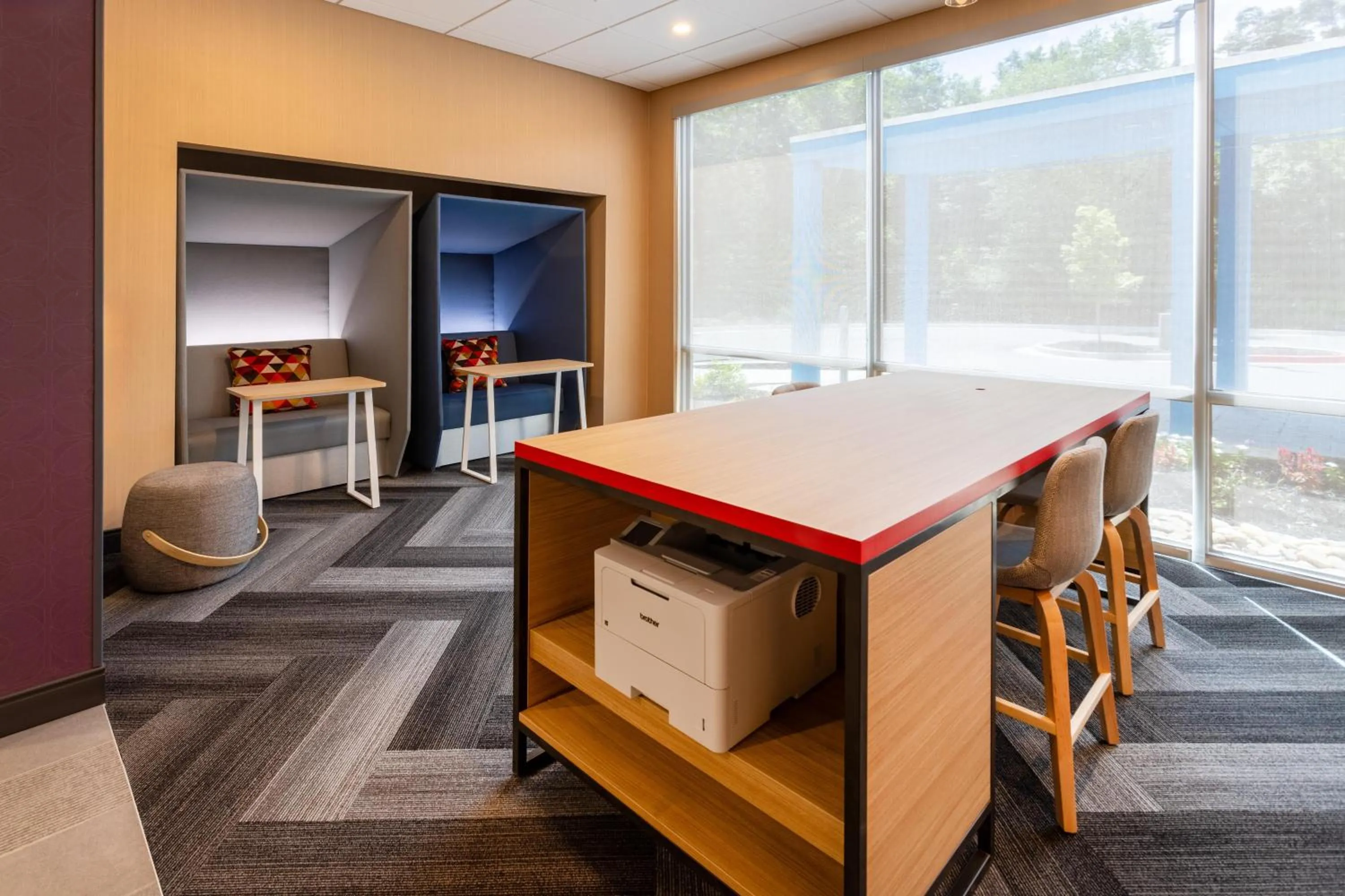 Business facilities in Tru By Hilton Commerce