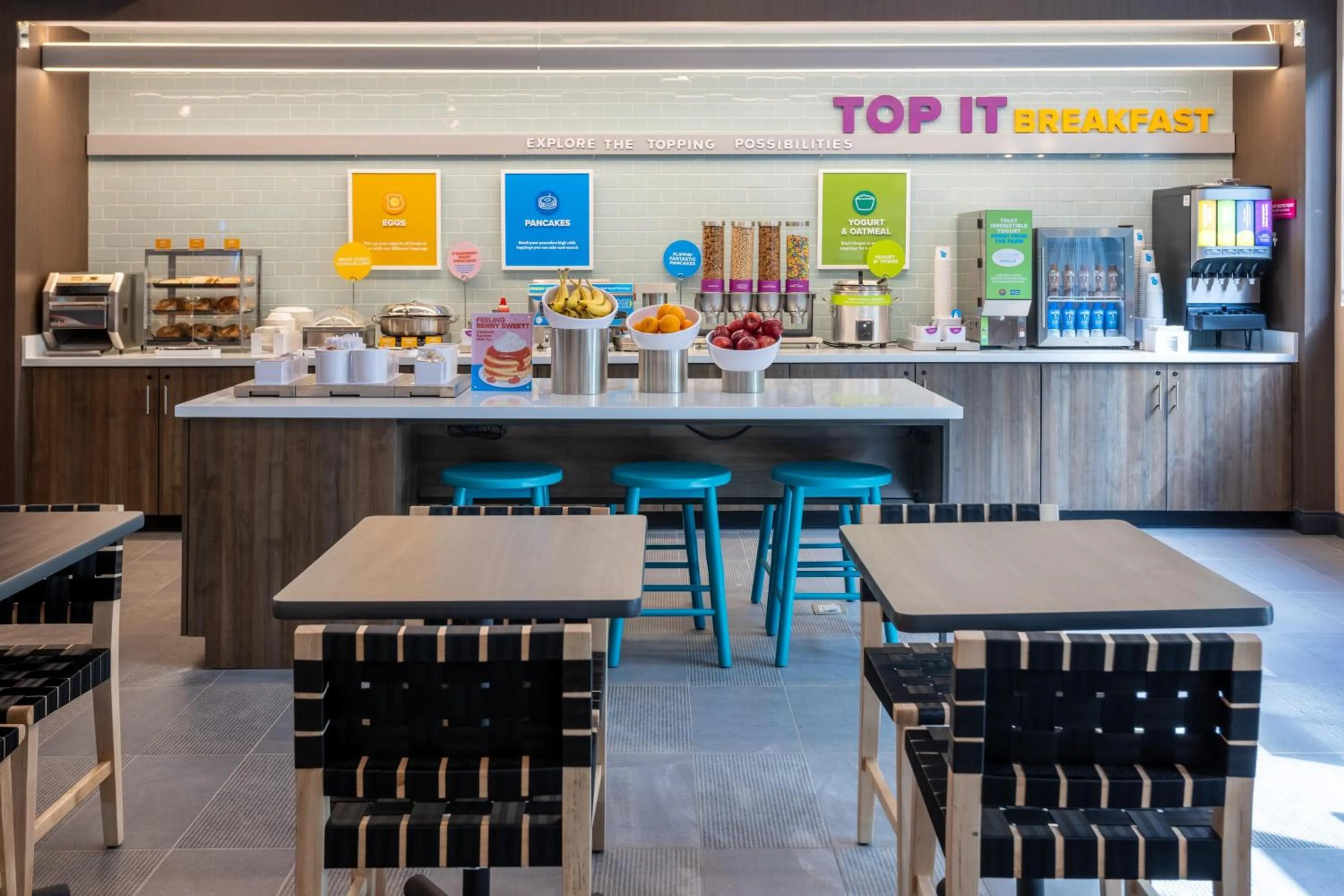 Breakfast in Tru By Hilton Commerce