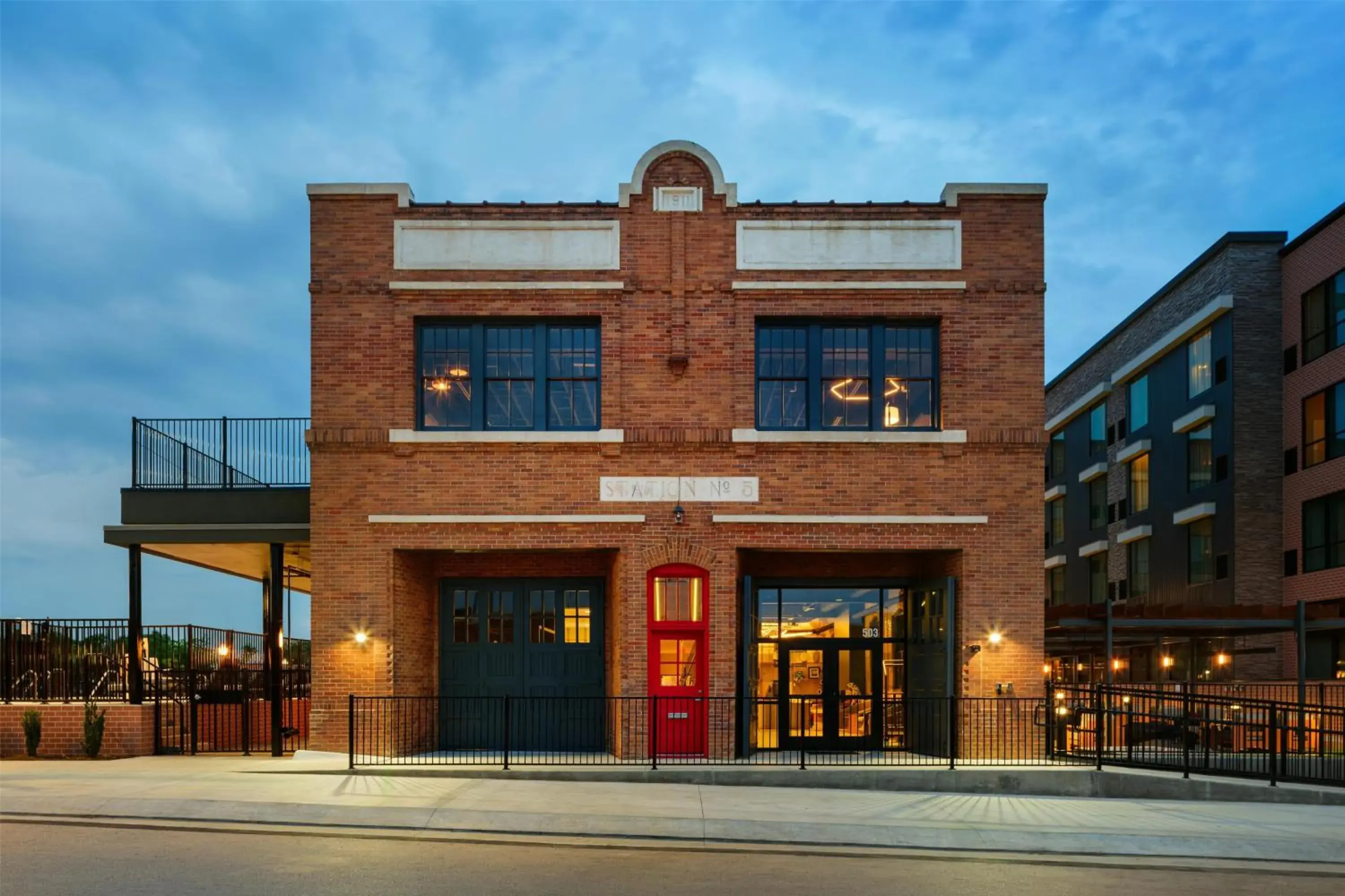Property building in The Nobleman Fort Worth, Tapestry Collection By Hilton Property building in The Nobleman Fort Worth, Tapestry Collection By Hilton