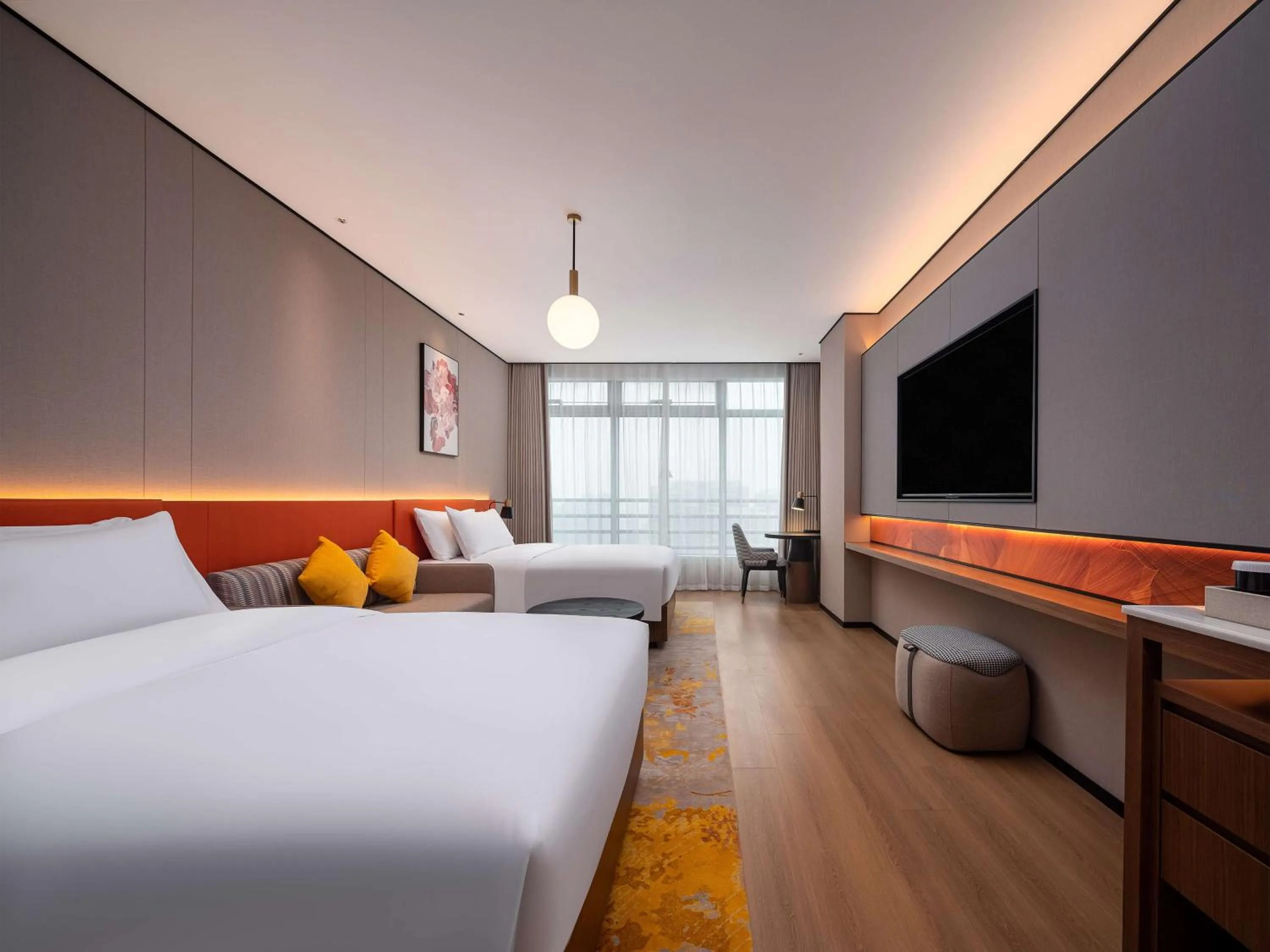 Living room, Bed in Hilton Garden Inn Hefei High-Tech Zone