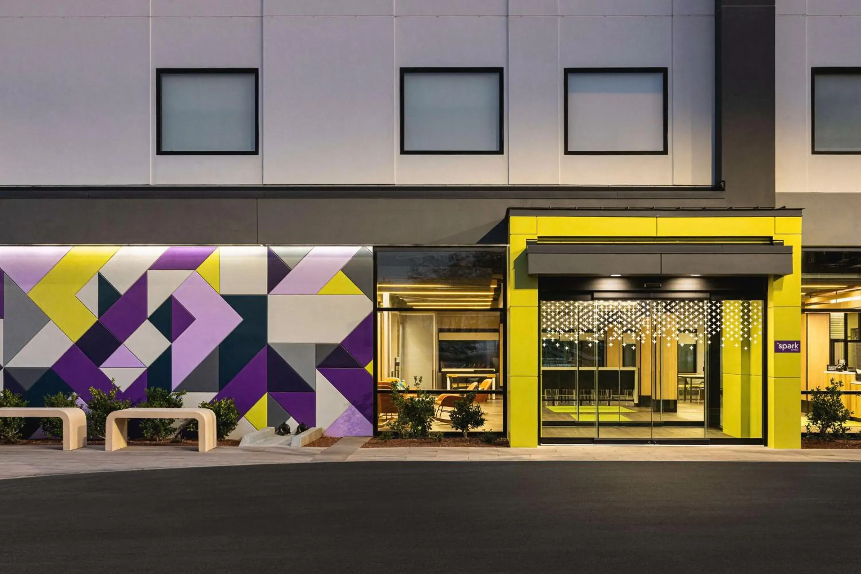 Property building in Spark By Hilton Las Vegas Airport Property building in Spark By Hilton Las Vegas Airport