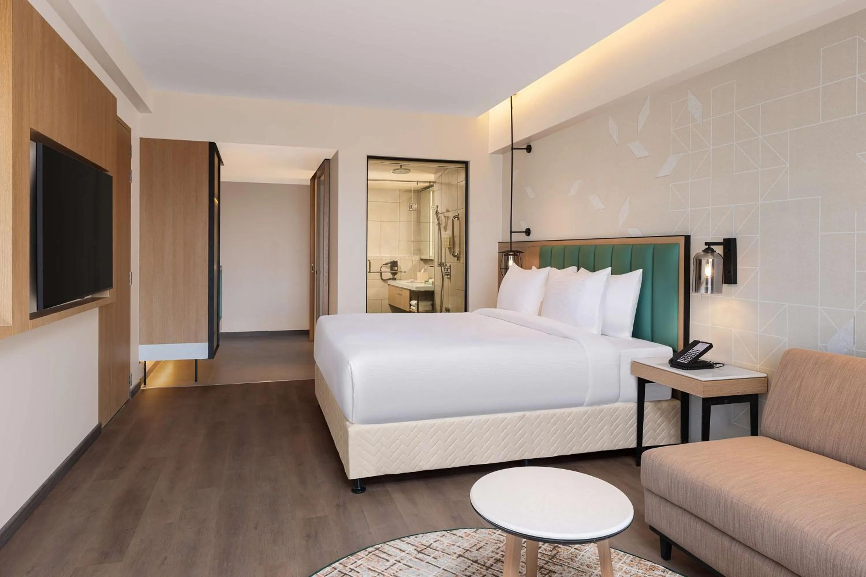 Bed in Hilton Garden Inn Surat City Centre