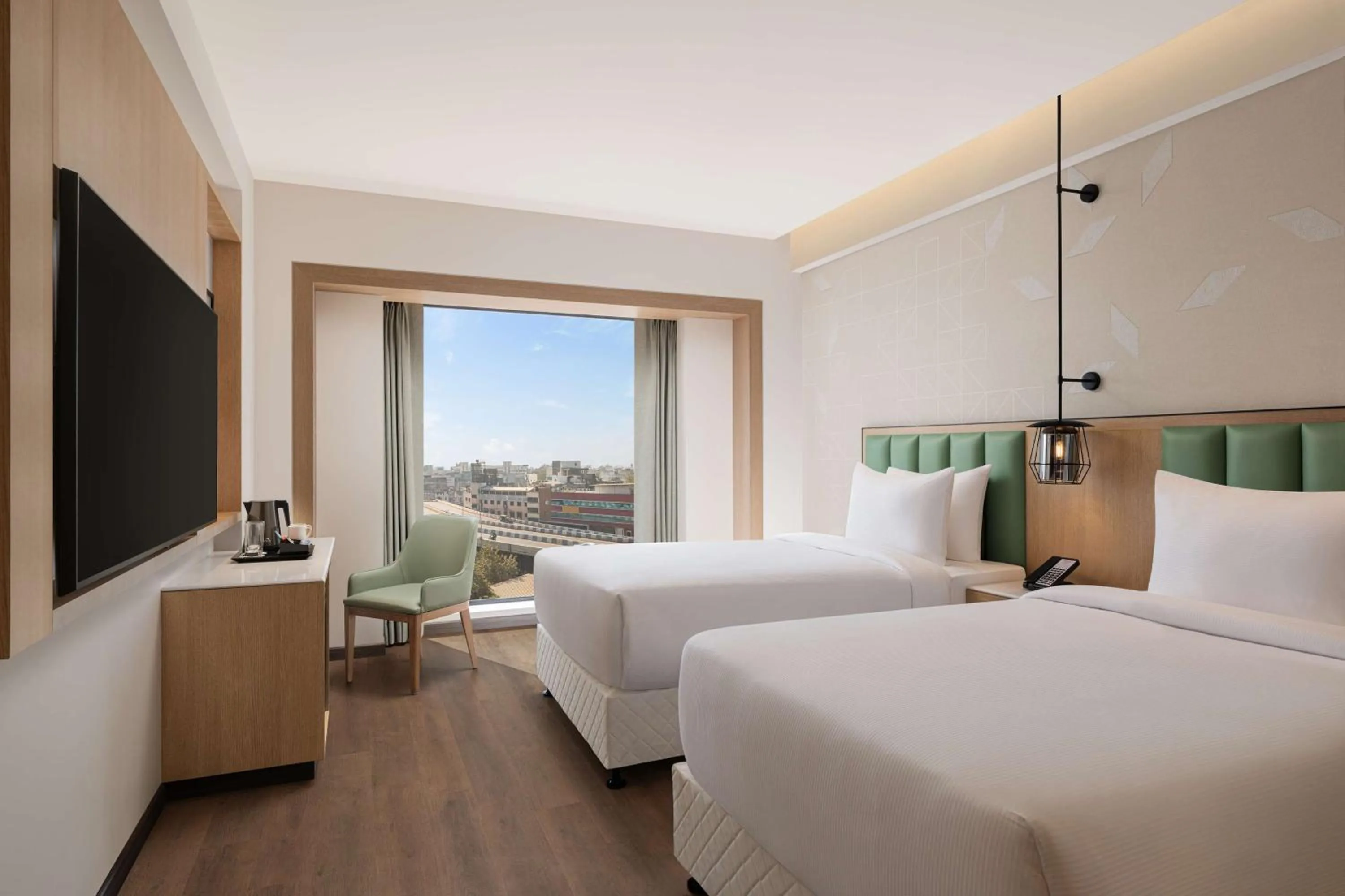 Bed in Hilton Garden Inn Surat City Centre