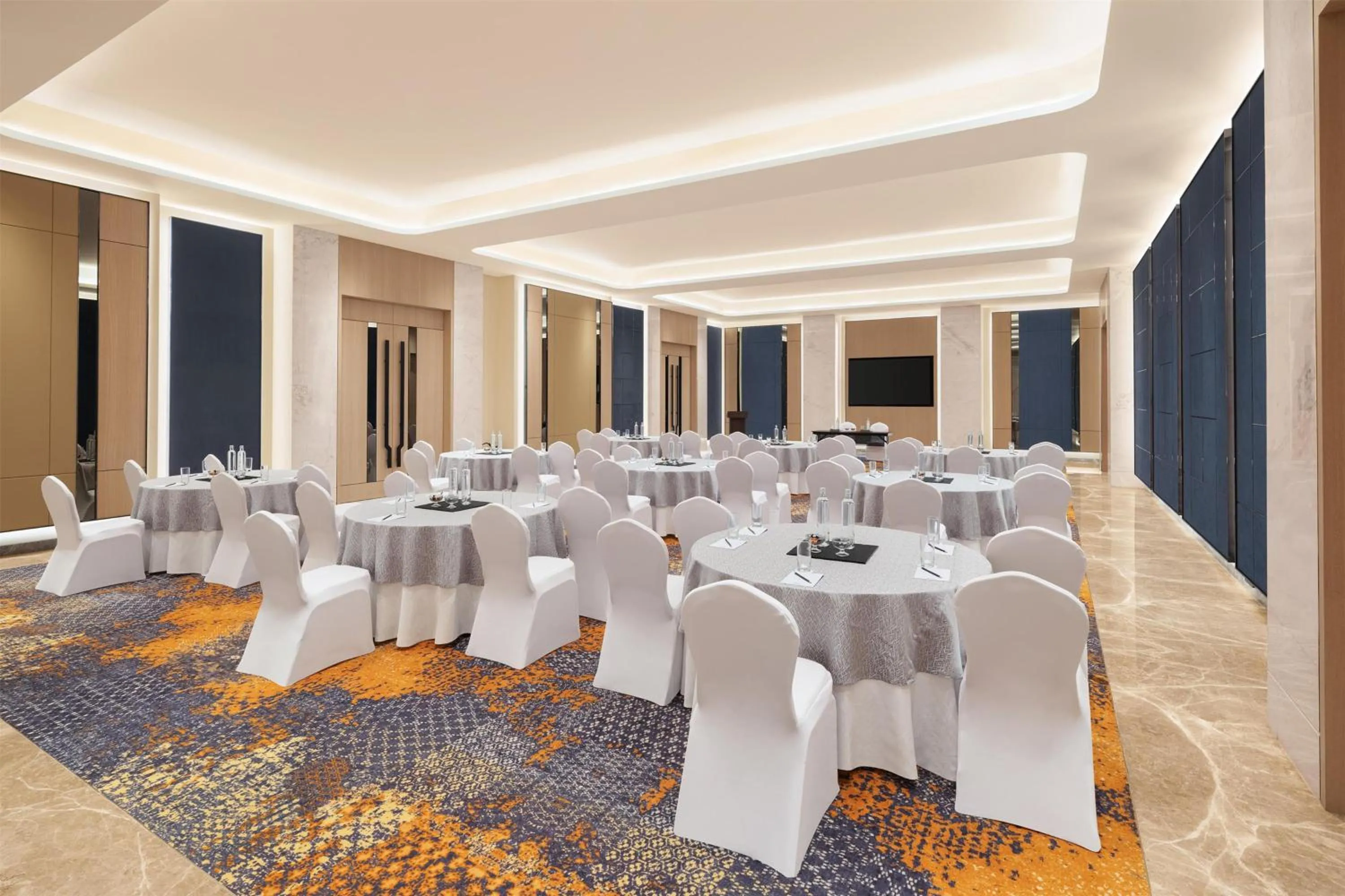 Meeting/conference room in Hilton Garden Inn Surat City Centre