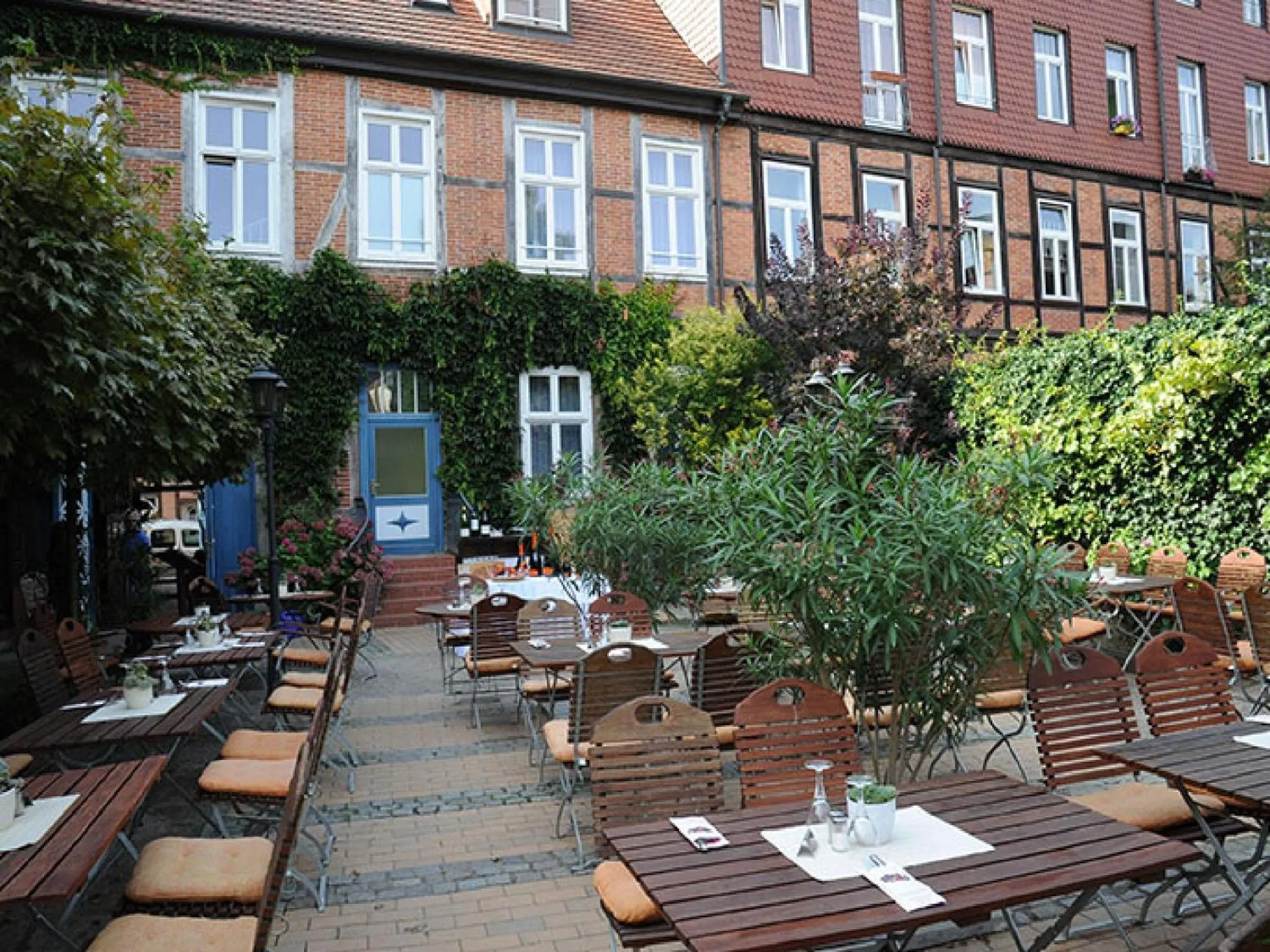 Patio in Weinhaus Wöhler