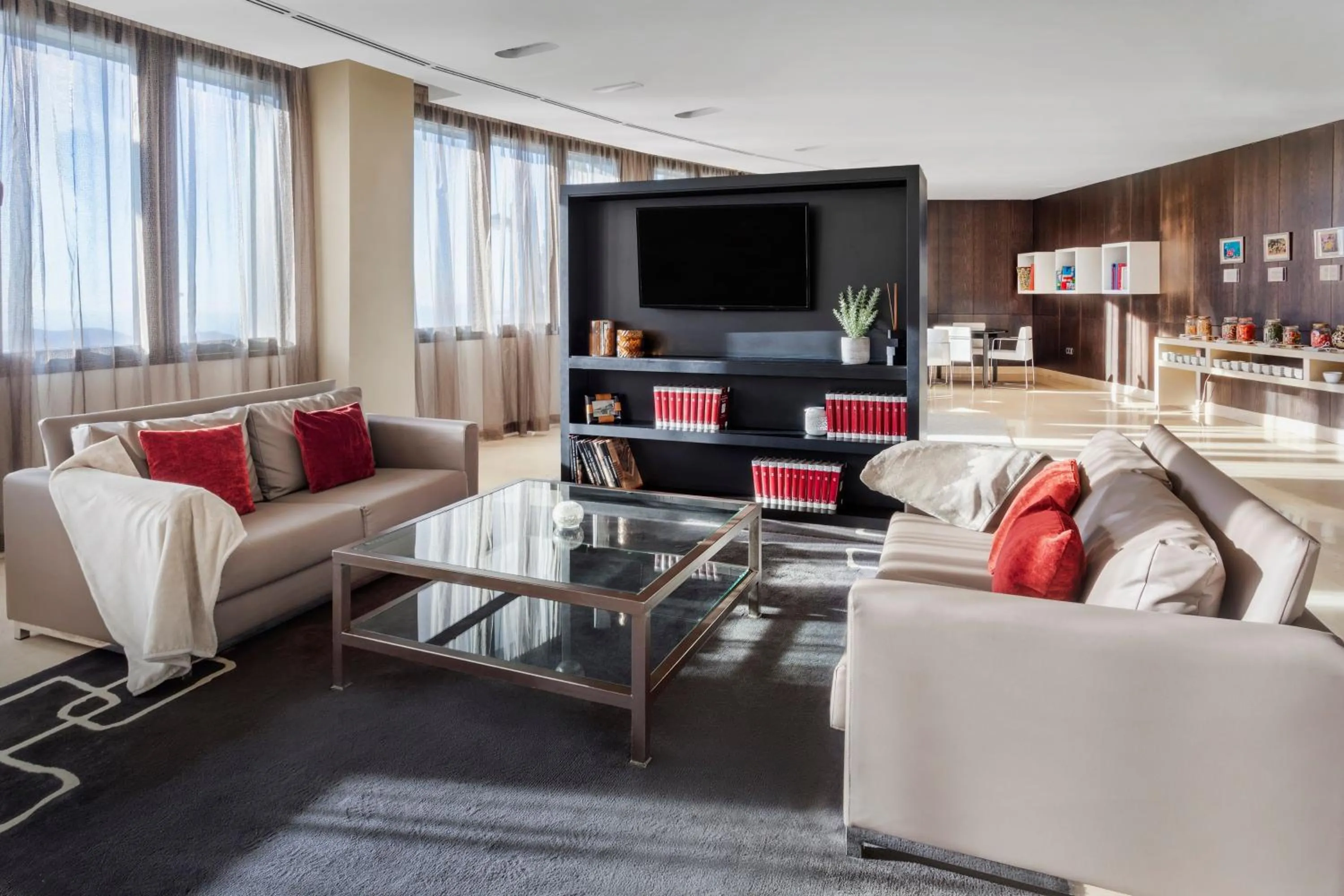 Property building in Meliá Sol y Nieve