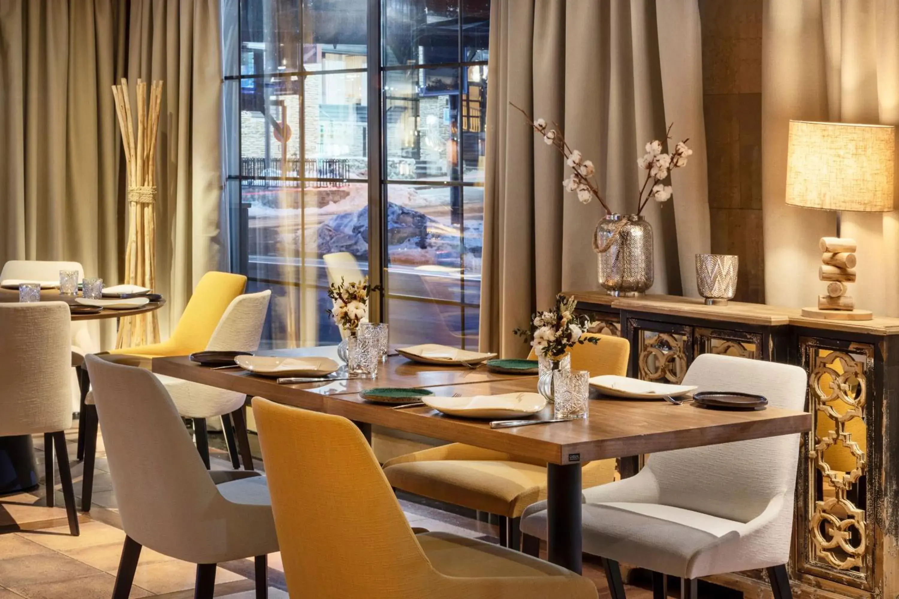 Property building in Meliá Sol y Nieve Property building in Meliá Sol y Nieve