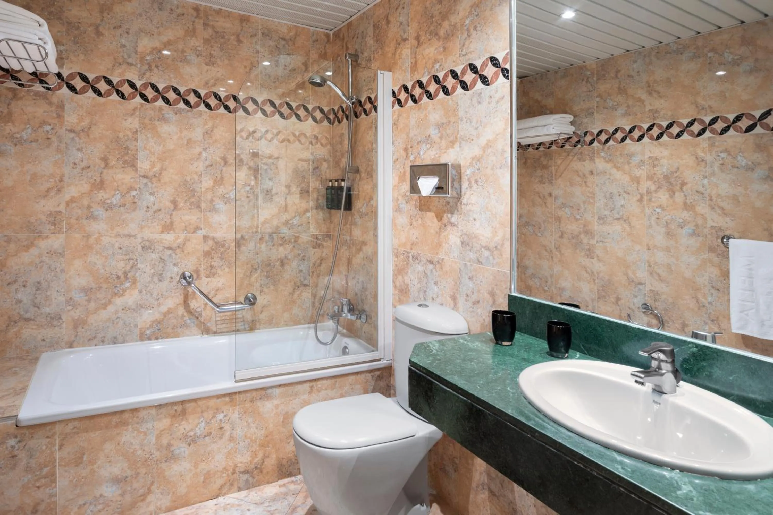 Deluxe Room Mountain View in Meliá Sol y Nieve