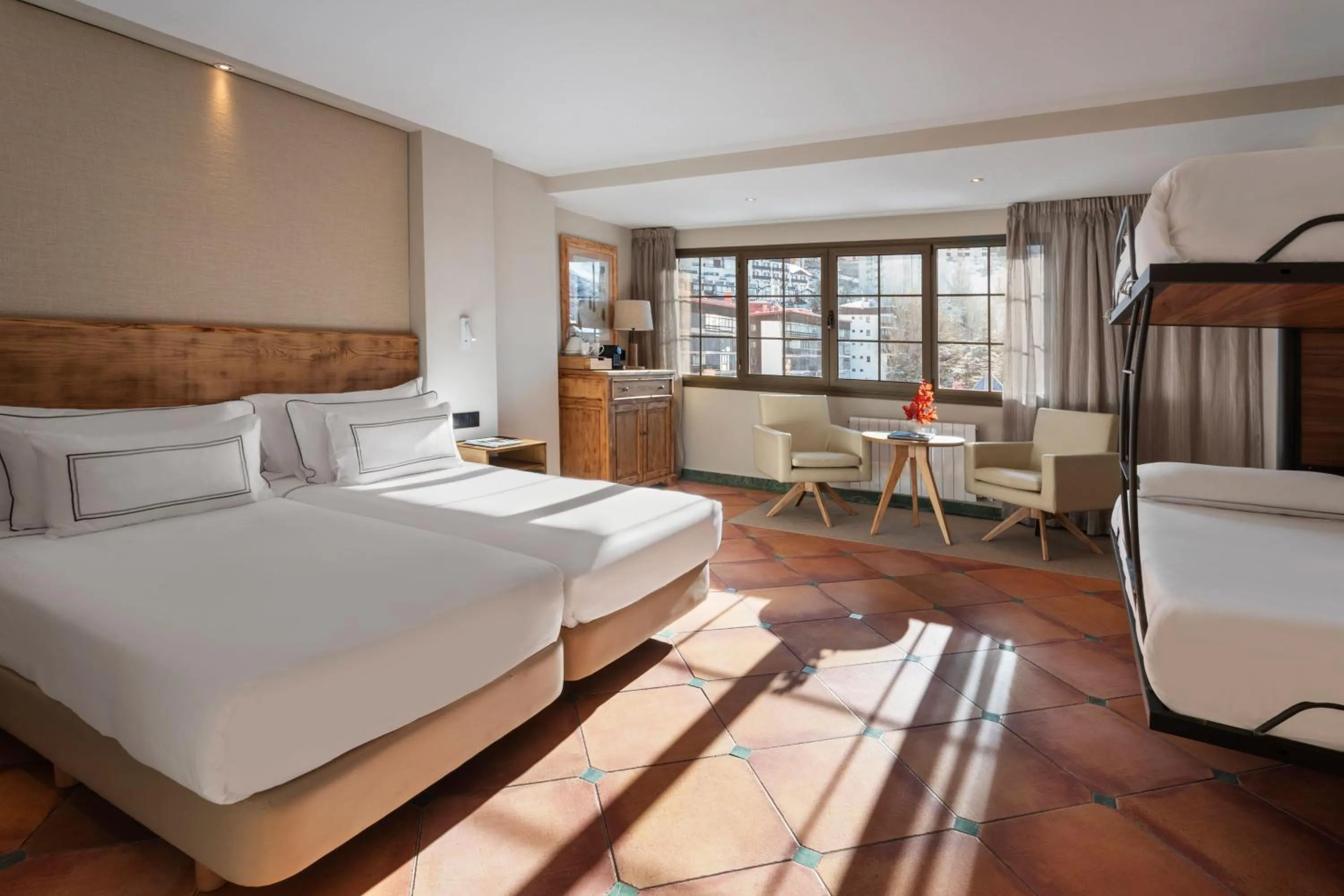 Property building, Bed in Meliá Sol y Nieve