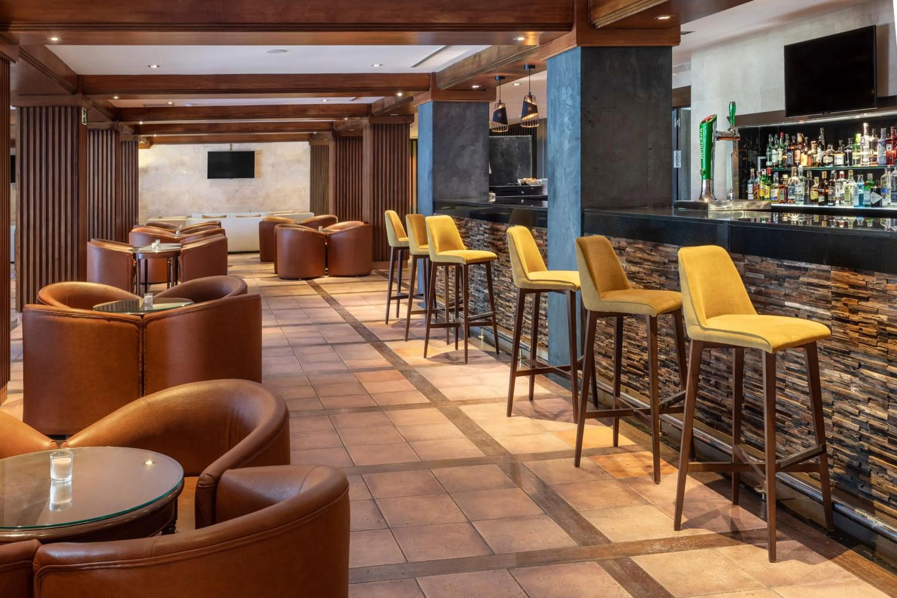 Property building in Meliá Sol y Nieve