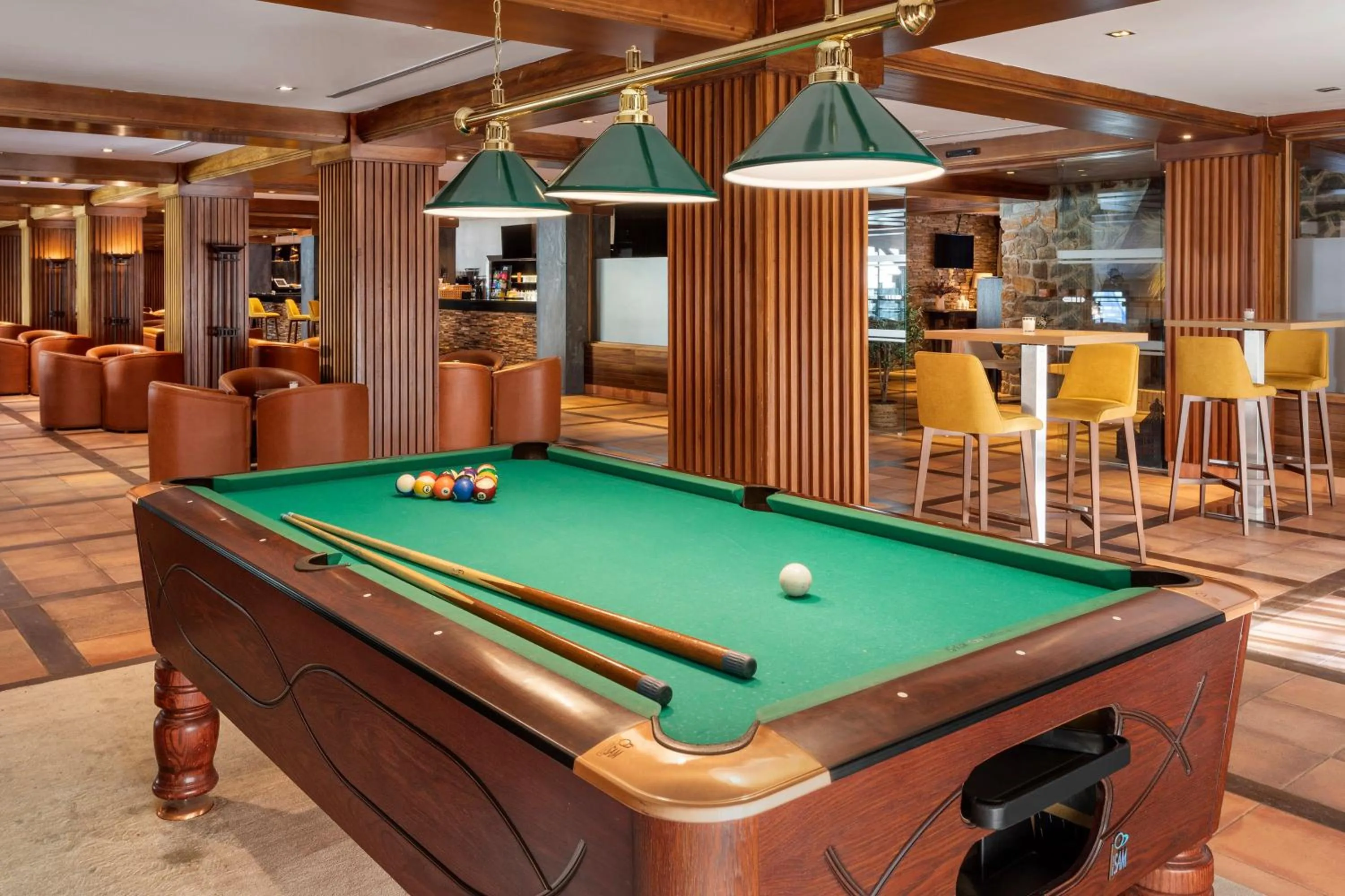 Restaurant/places to eat in Meliá Sol y Nieve