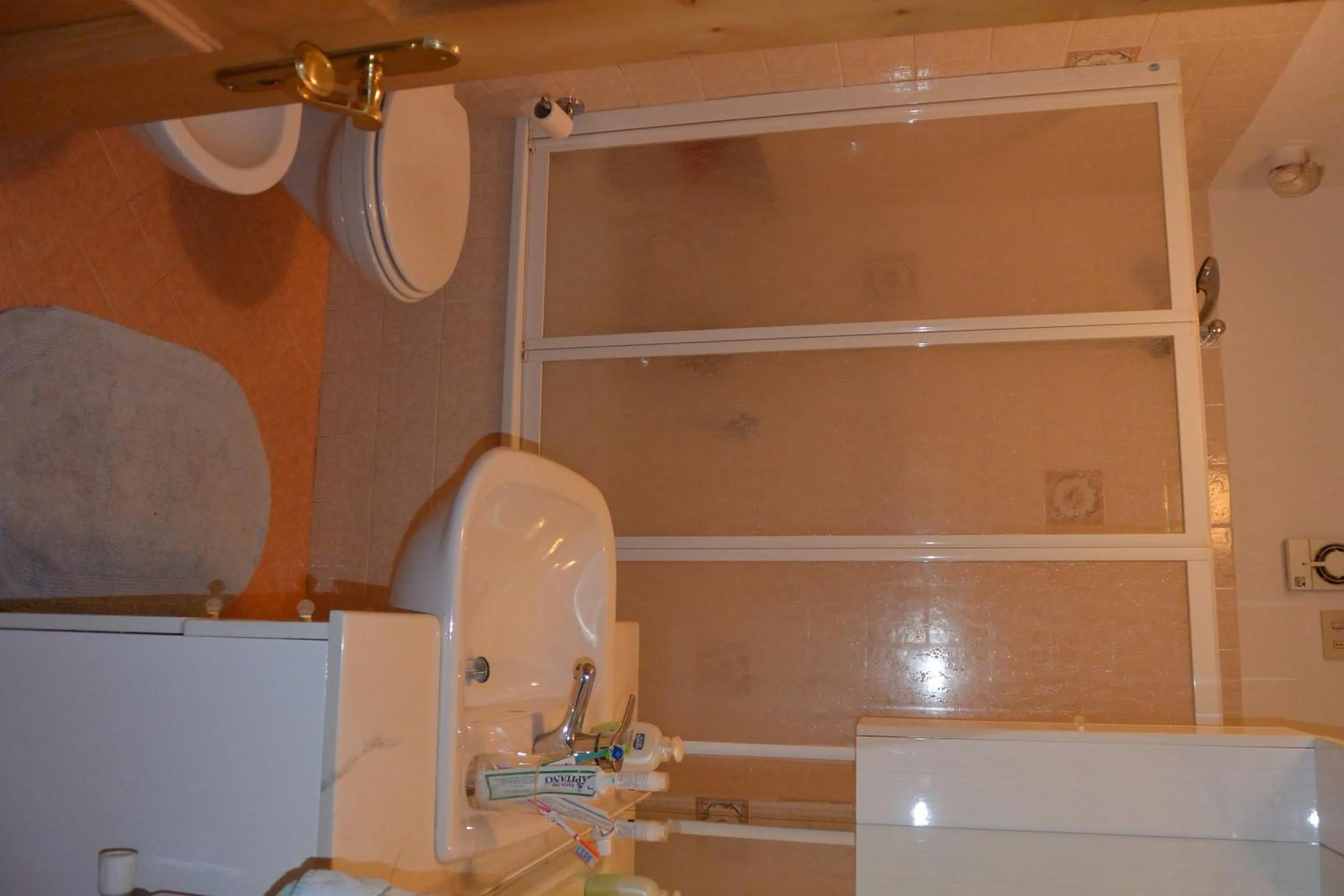 Bathroom in Villa Ronco - Stayincortina