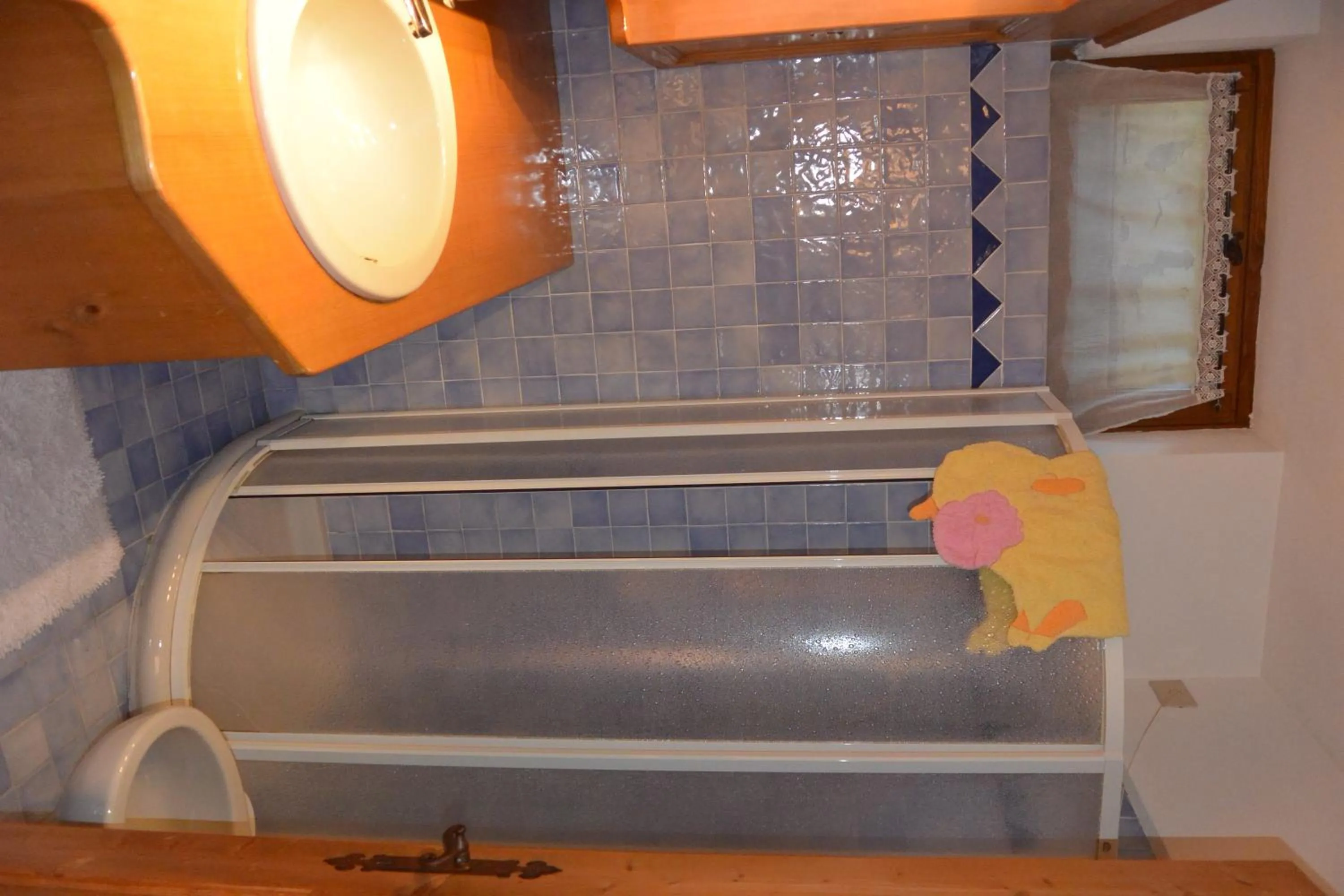 Bathroom in Villa Ronco - Stayincortina