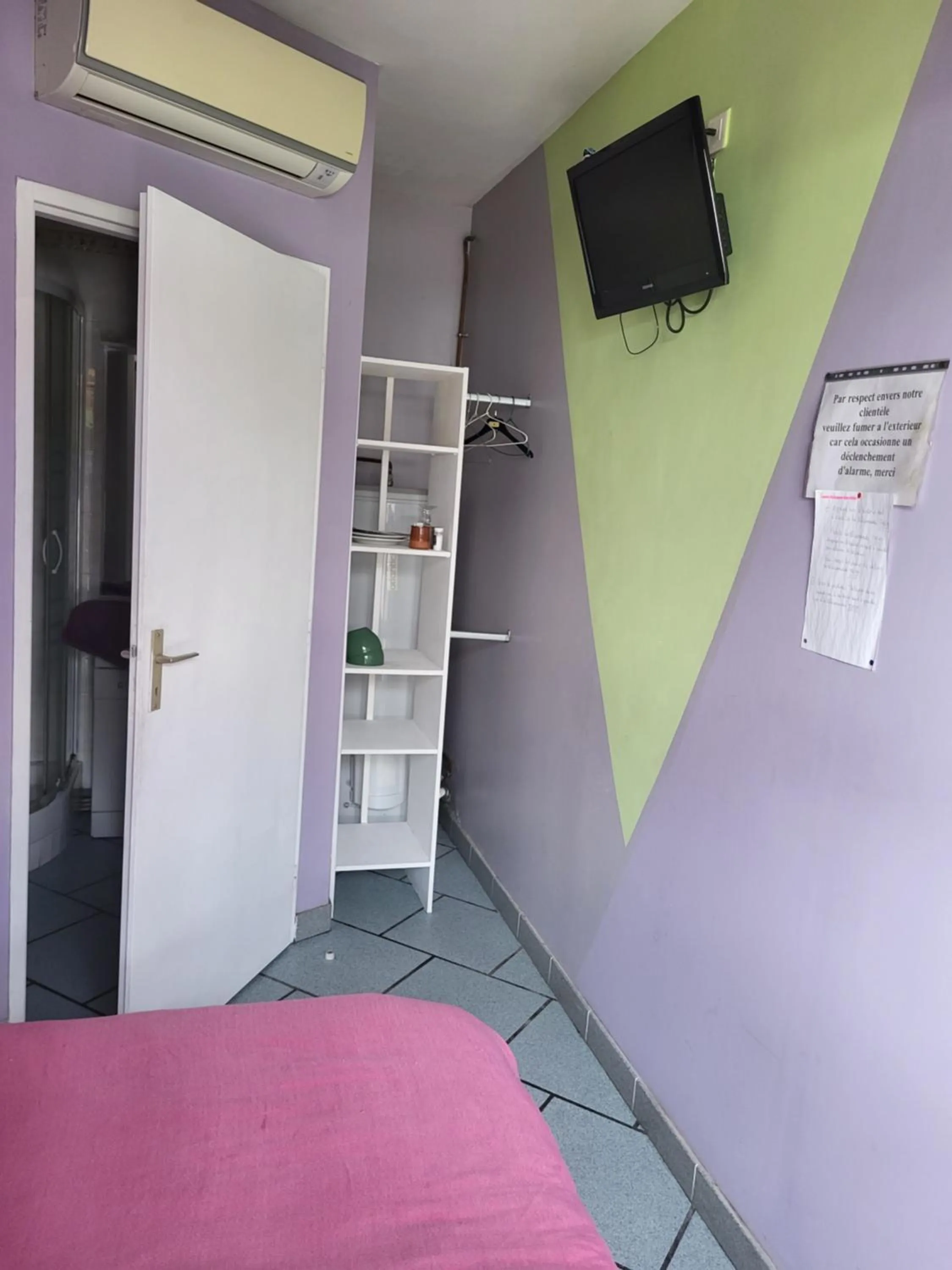 Bed in Auberge de l'Europe