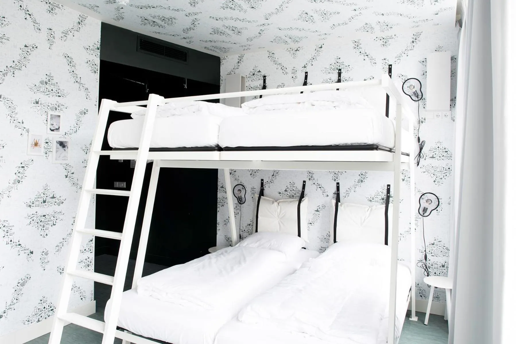 Bed in Kaboom Maastricht