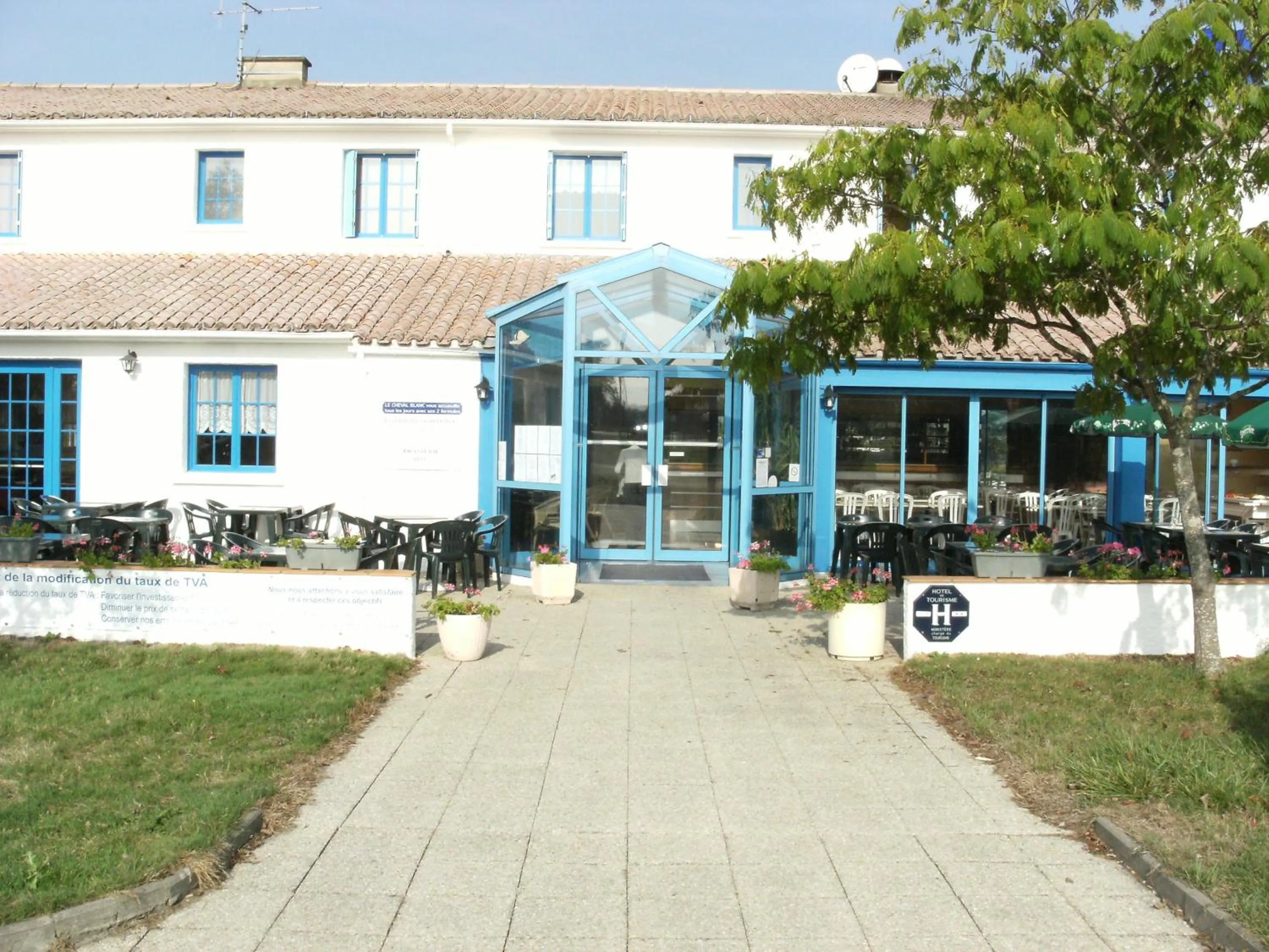 Property building in Hôtel Particulier LE MAS DES MARAIS