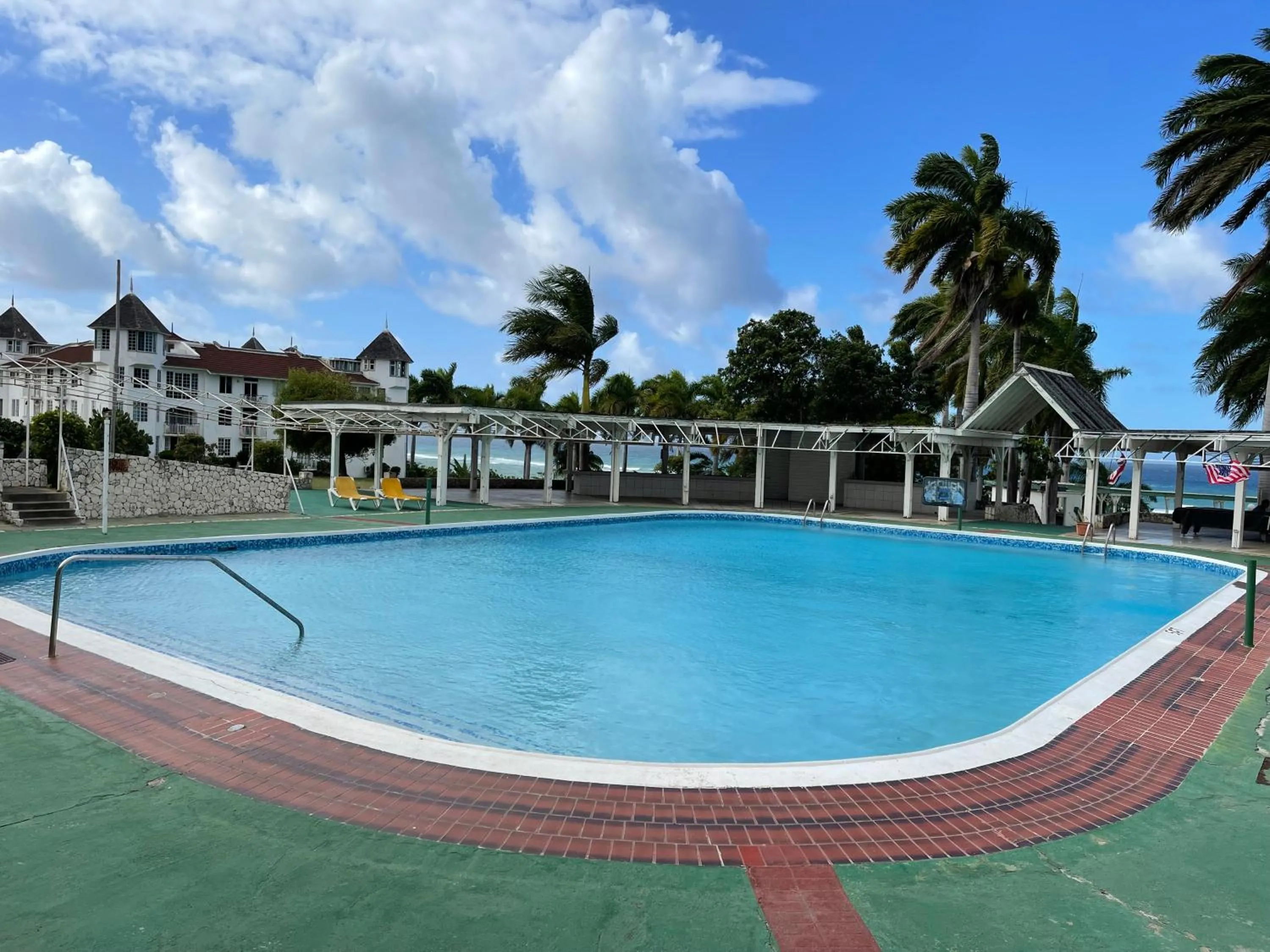 Swimming pool in Marriott SeaCastles B30 Rooftop Penthouse