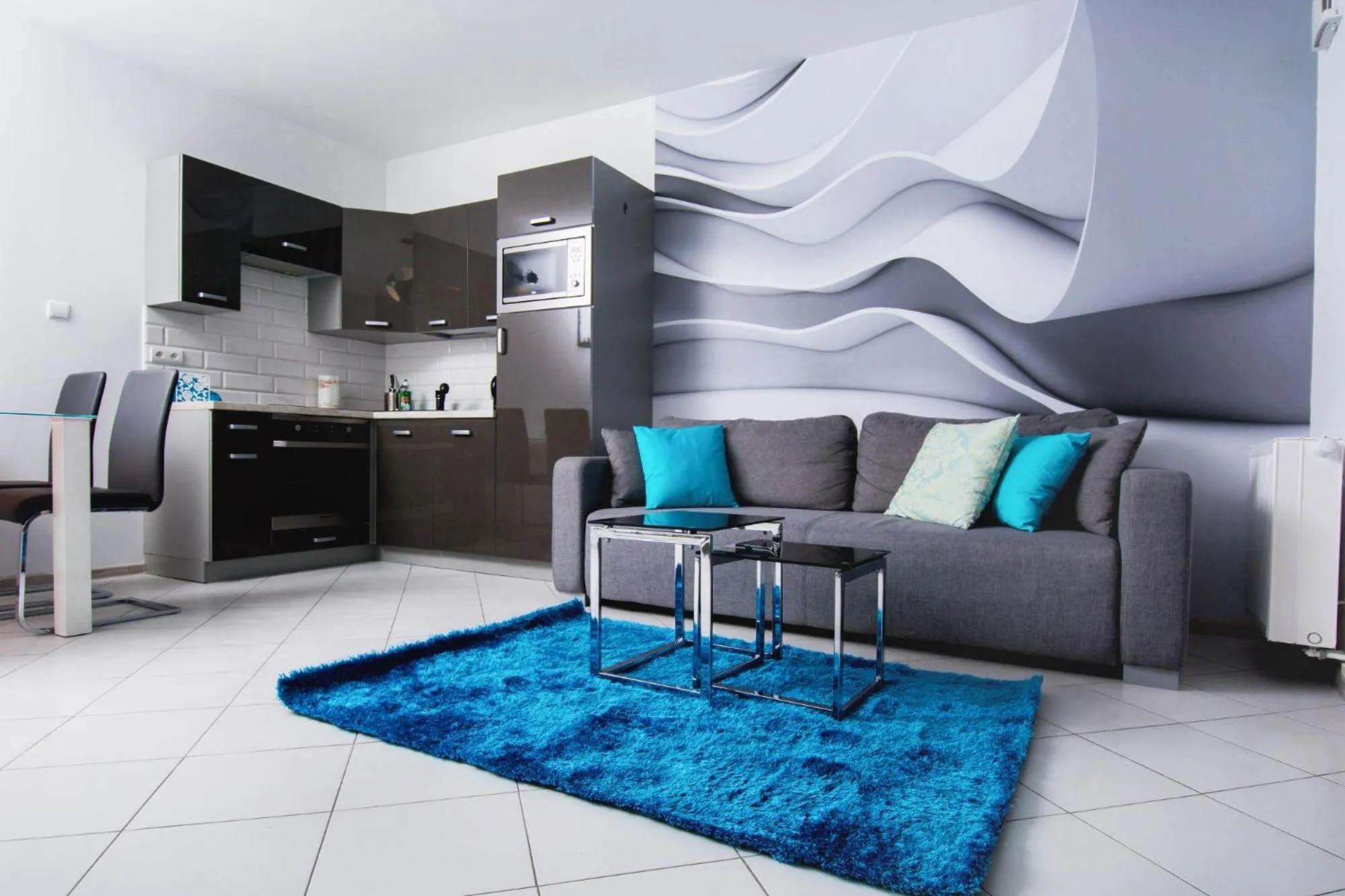 Kitchen or kitchenette in erApartments Oxygen Residence