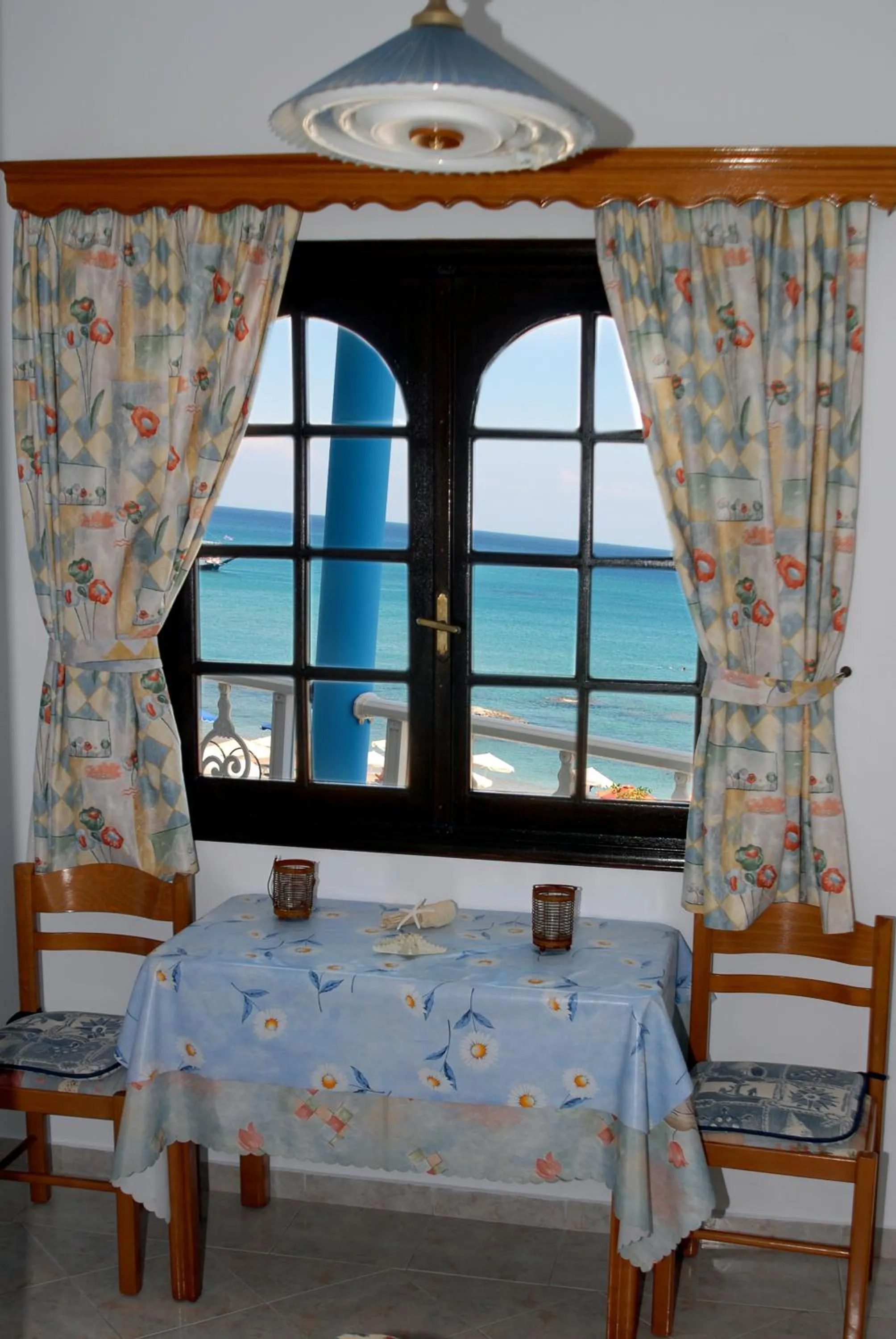 Studio Apartment with Balcony and Sea View (Ilion 2) - single occupancy in Stegnailion