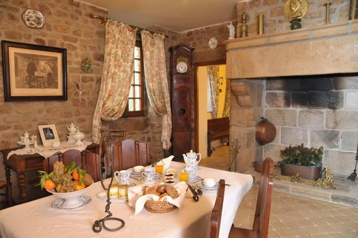 Dining area in La Forge De La Coudraie