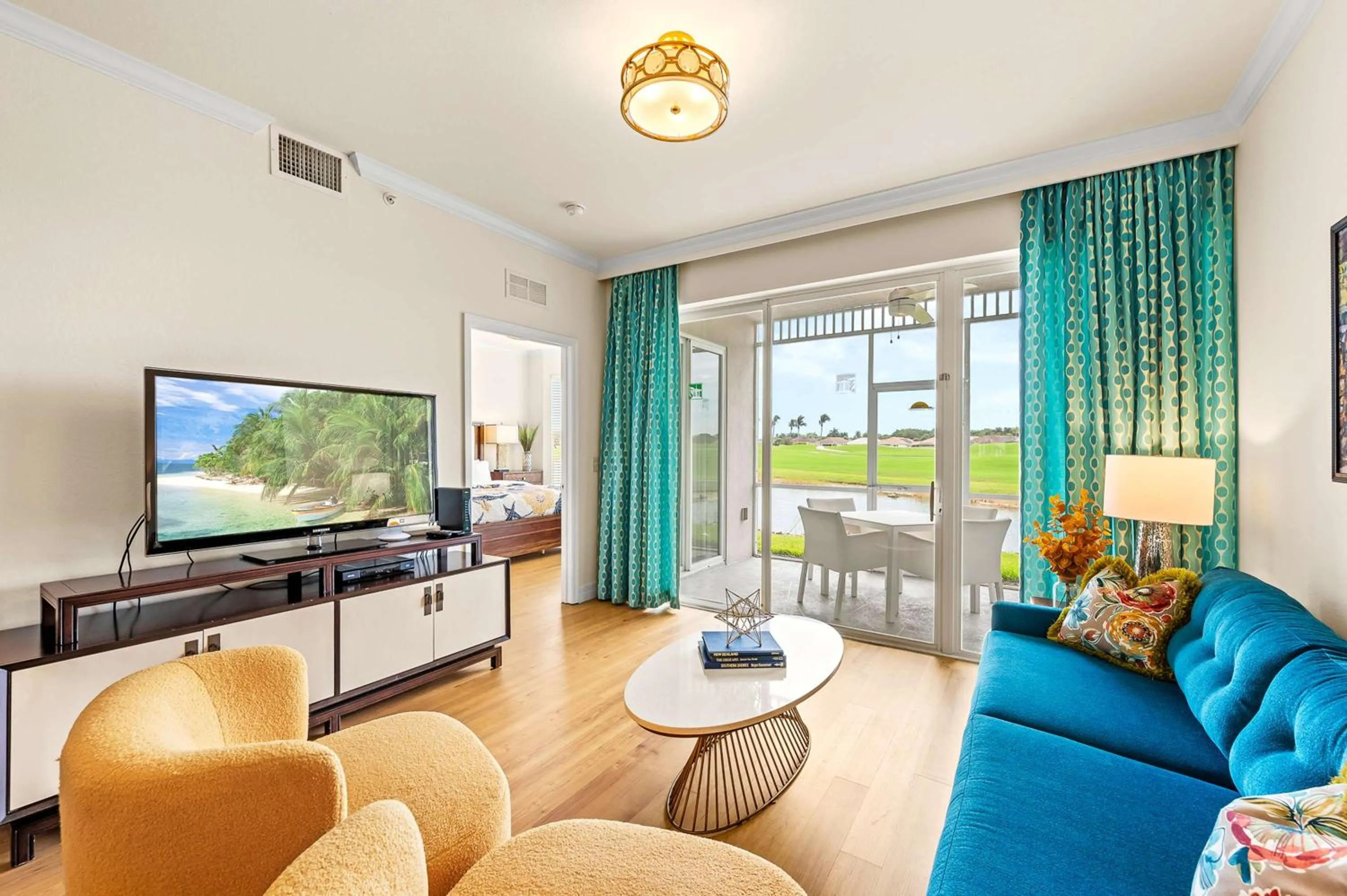 TV and multimedia in Catina Golf Condo at the Lely Resort