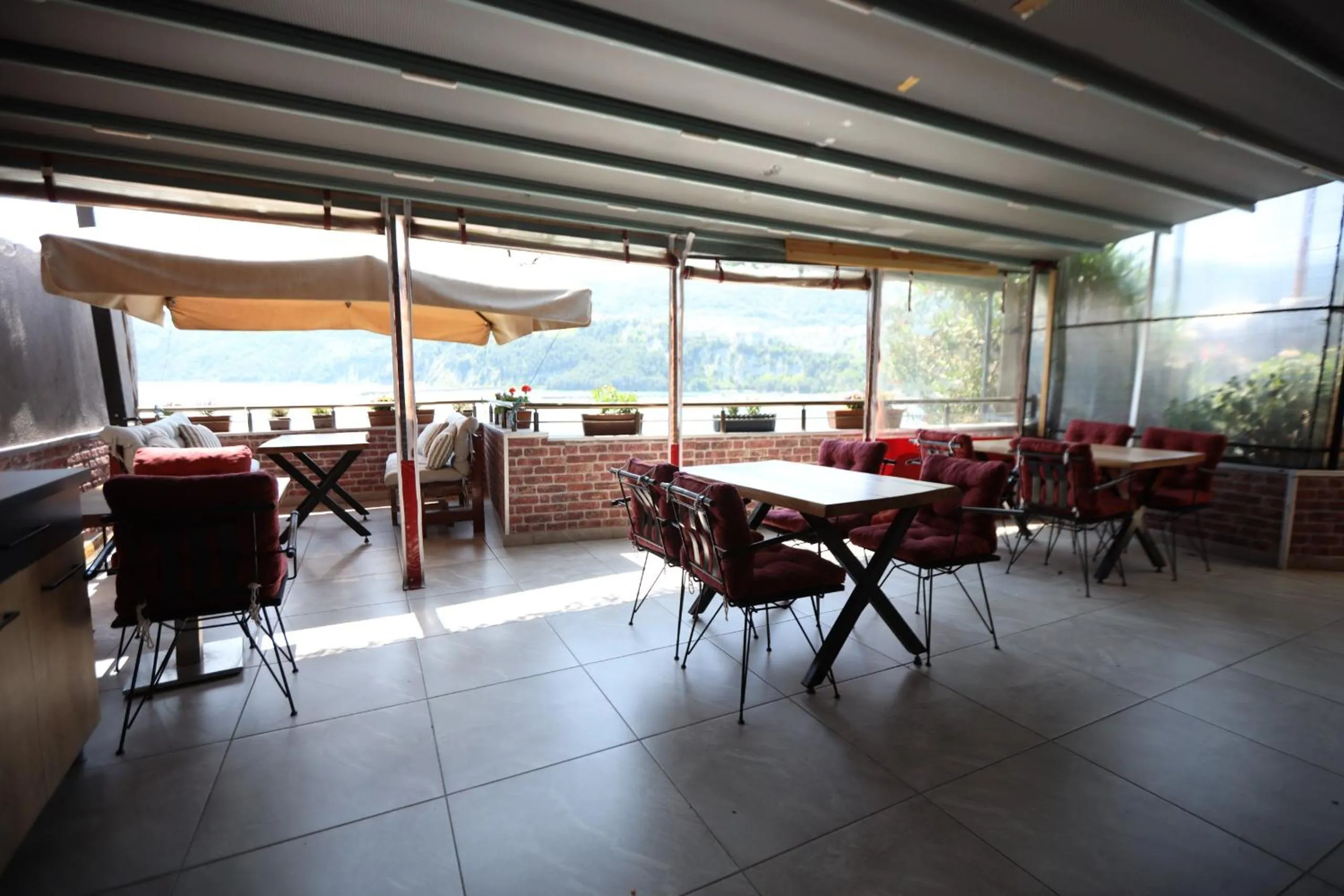 Buffet breakfast in Emek Pansiyon