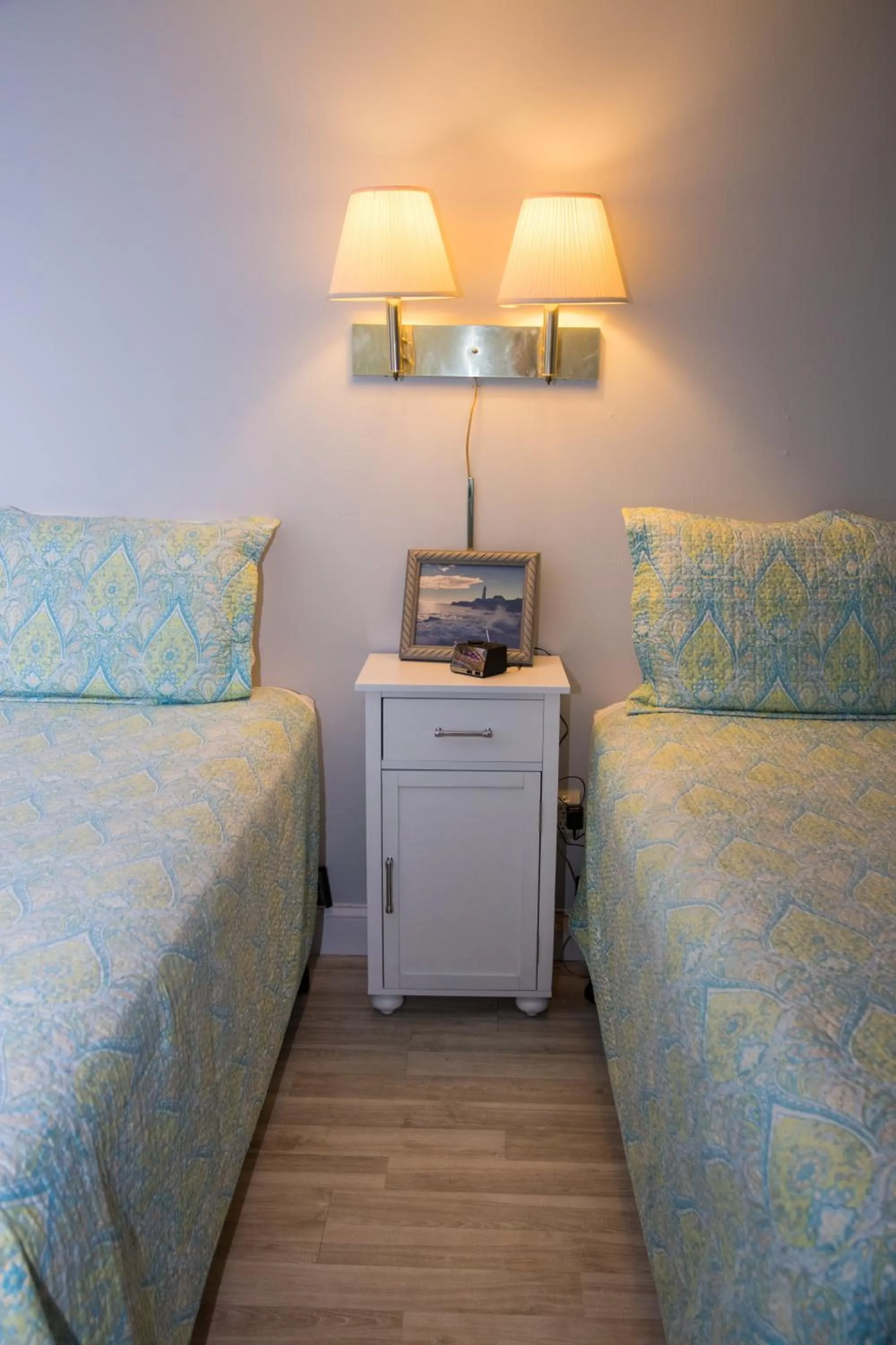 Bed in Seacoast Motel