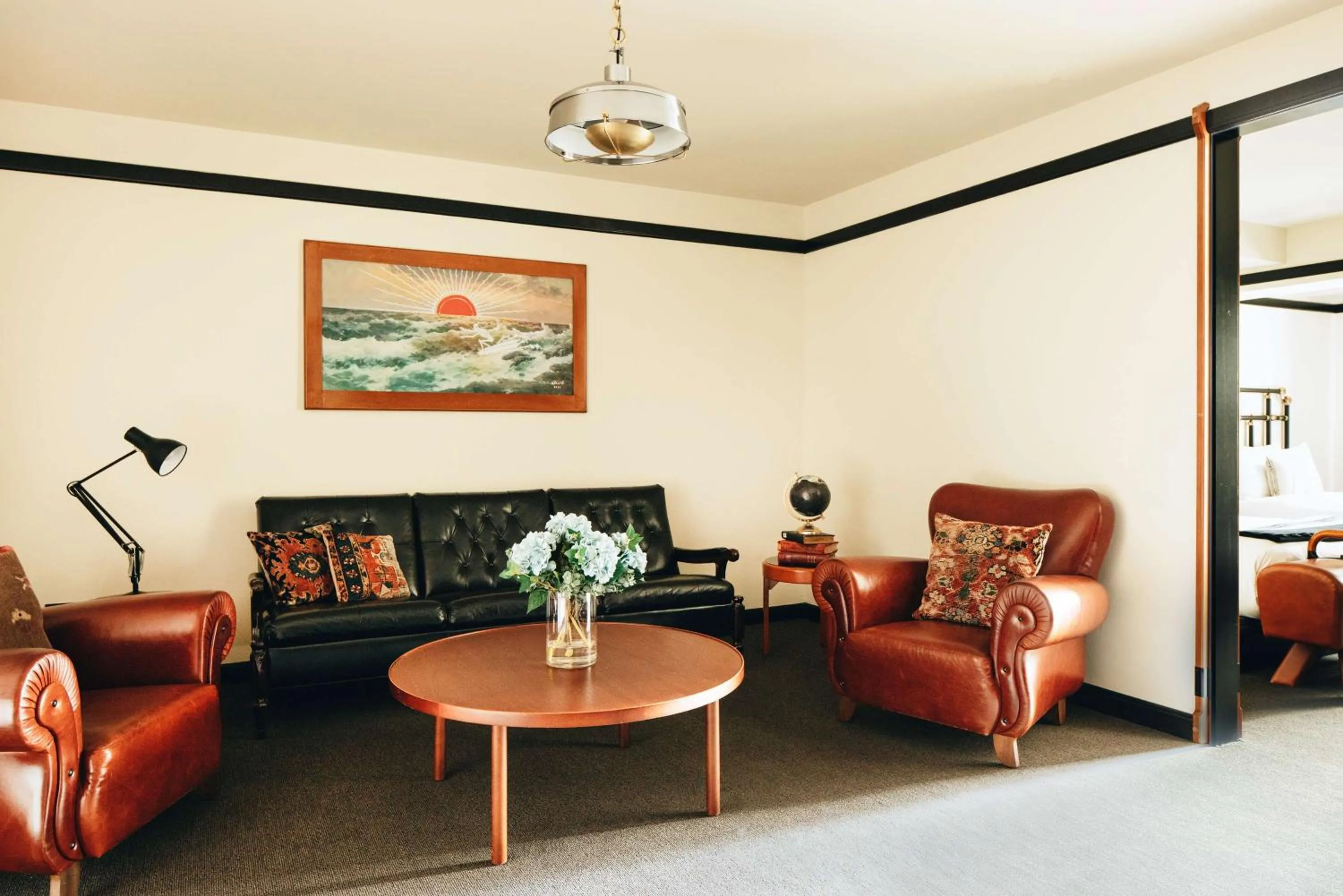 Photo of the whole room in Chicago Athletic Association, part of Hyatt