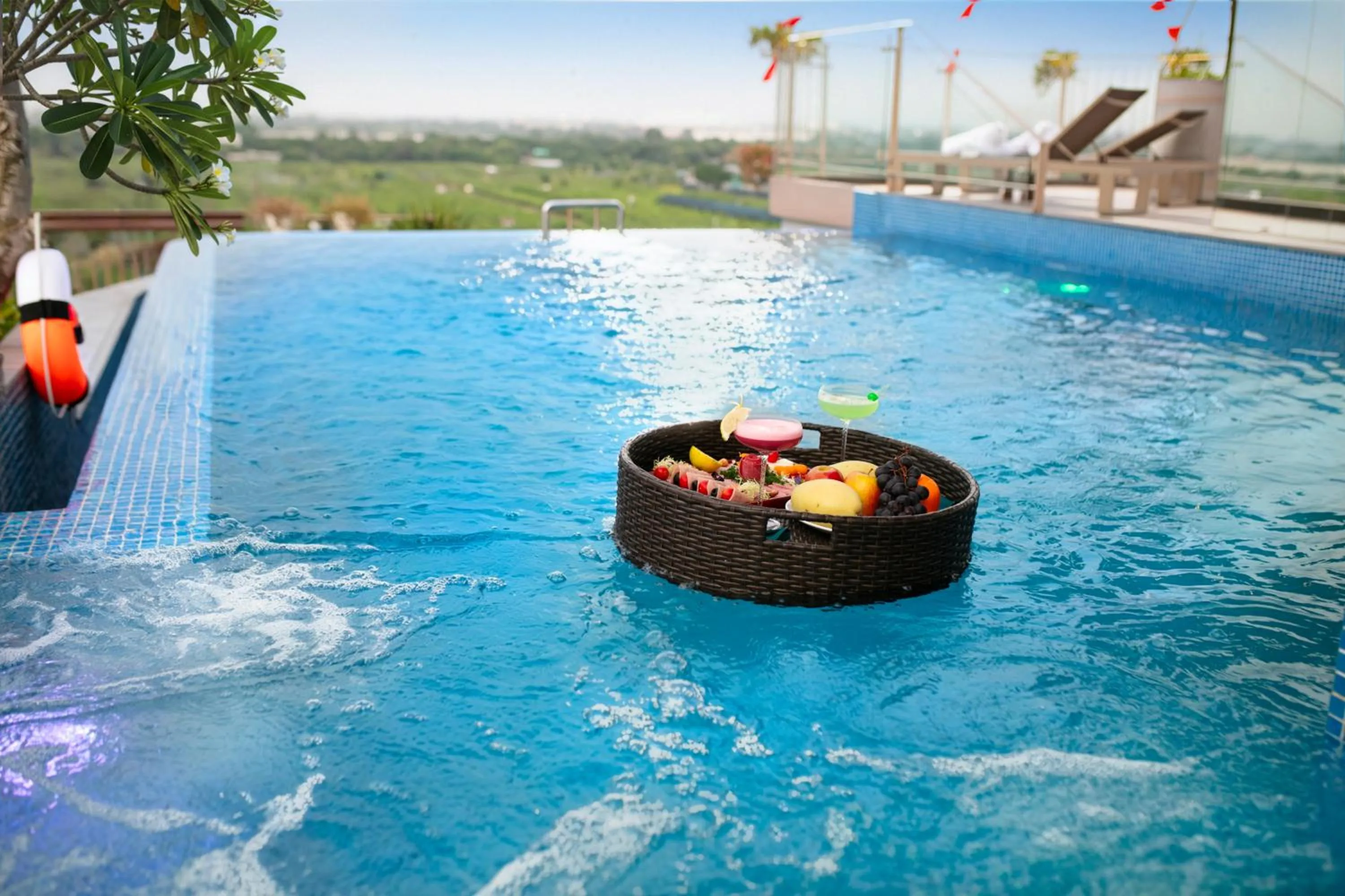 Day in Hanoi Riverview Boutique Hotel & Apartment