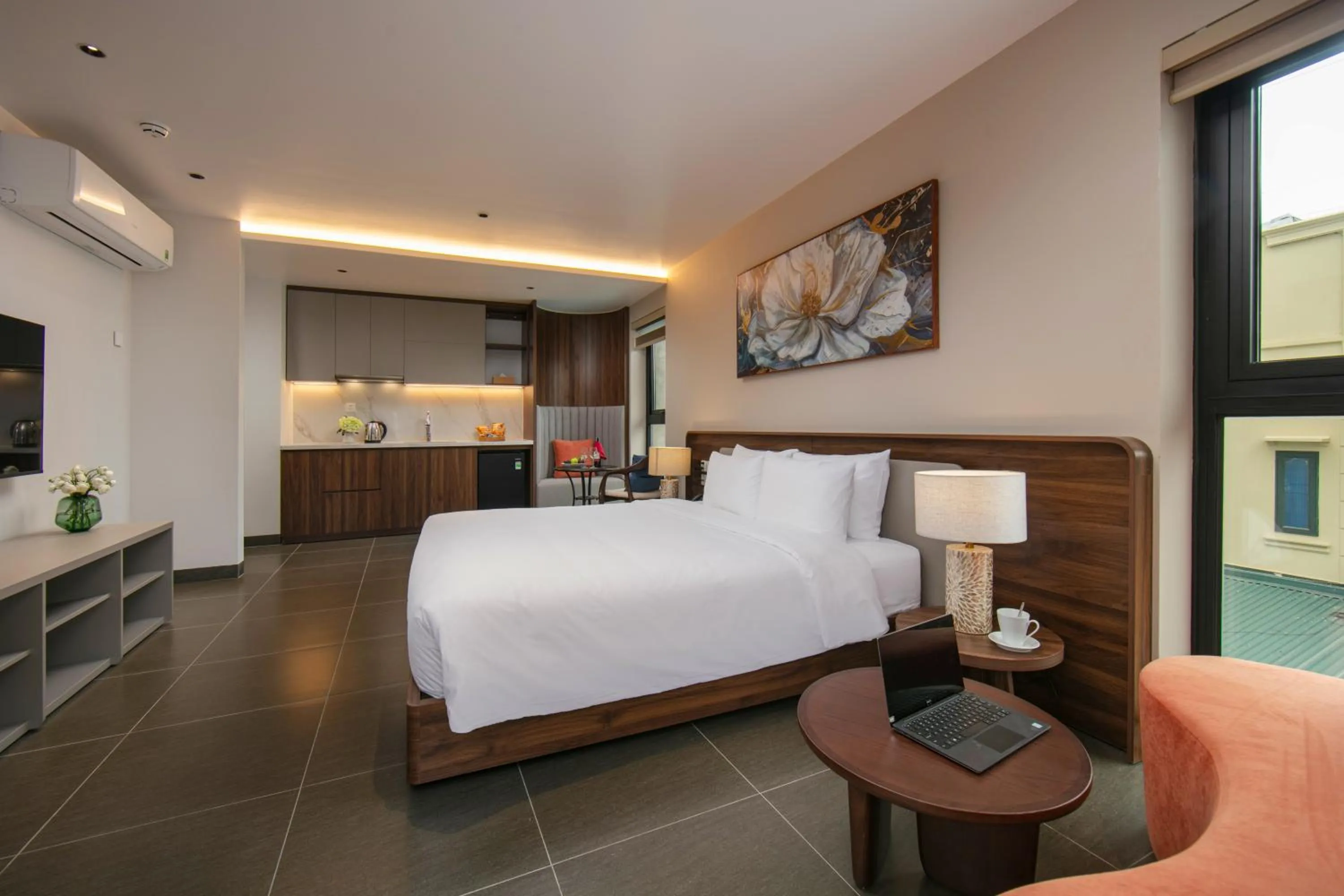 Bed in Hanoi Riverview Boutique Hotel & Apartment