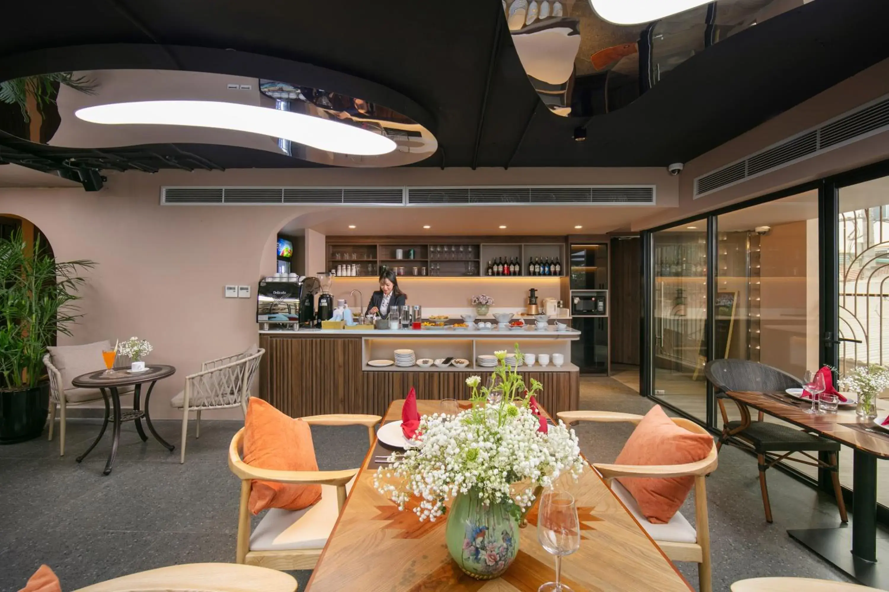 Restaurant/places to eat in Hanoi Riverview Boutique Hotel & Apartment Restaurant/places to eat in Hanoi Riverview Boutique Hotel & Apartment