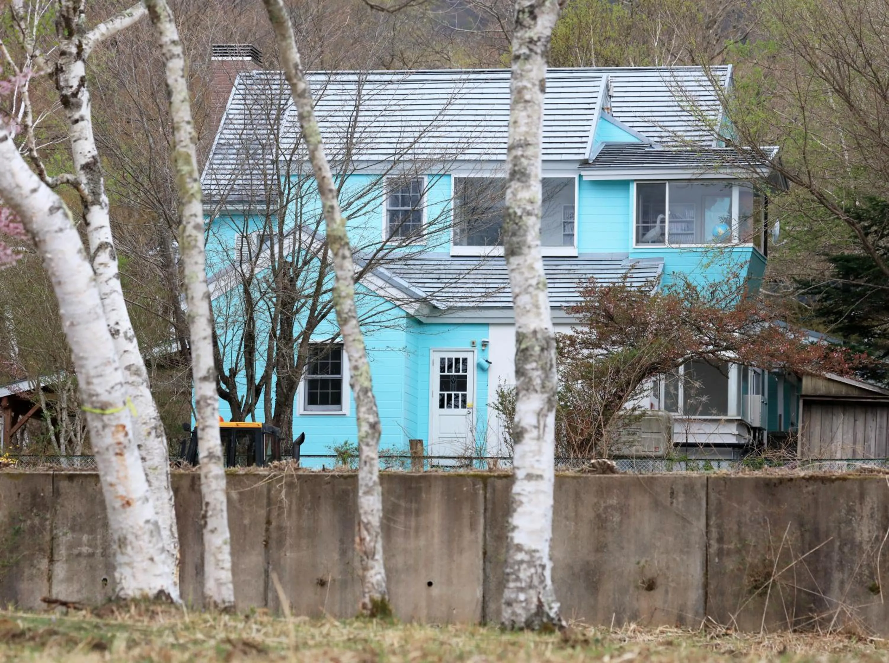 Property building in Human resort