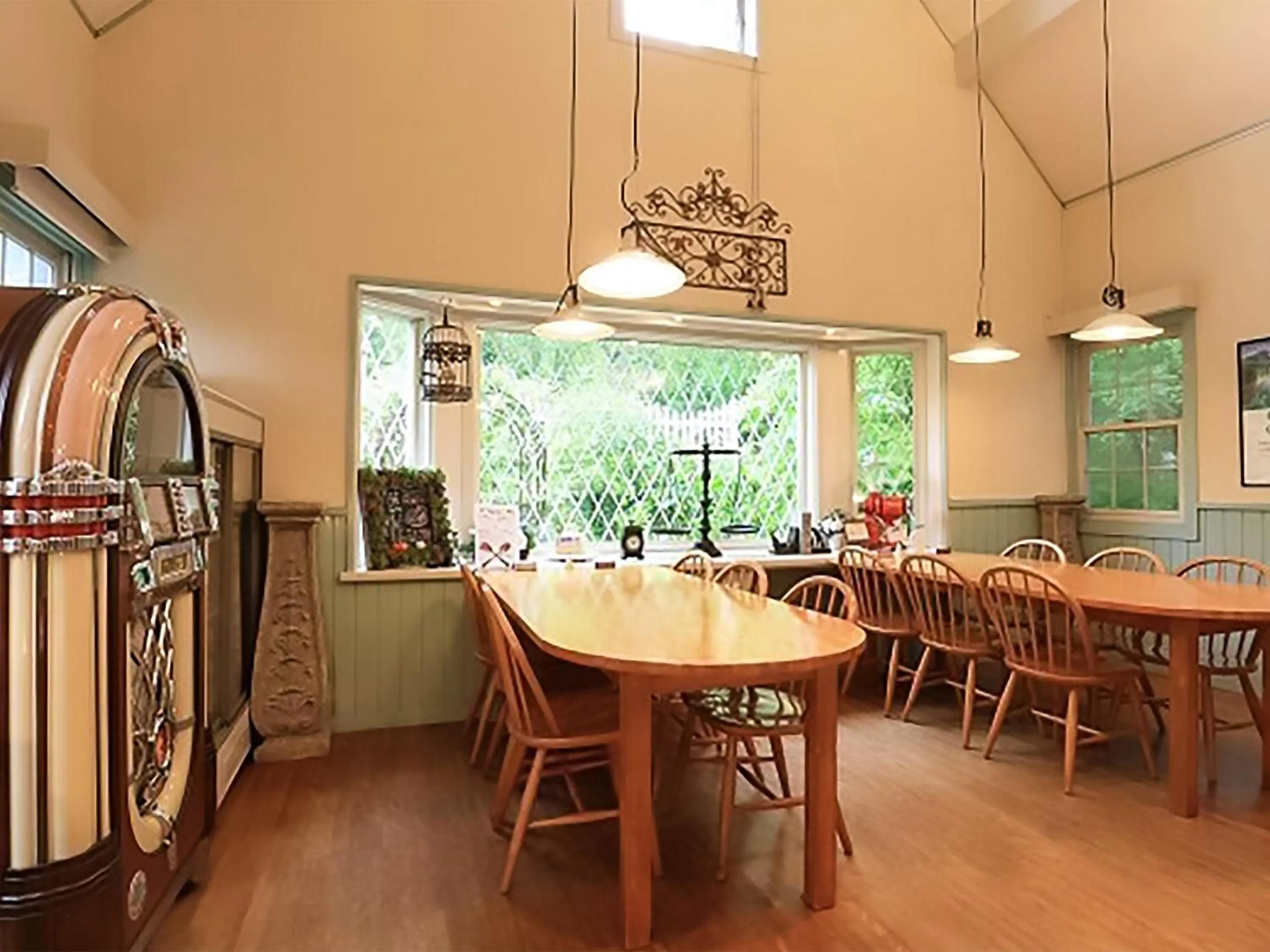 Communal lounge/ TV room in Human resort