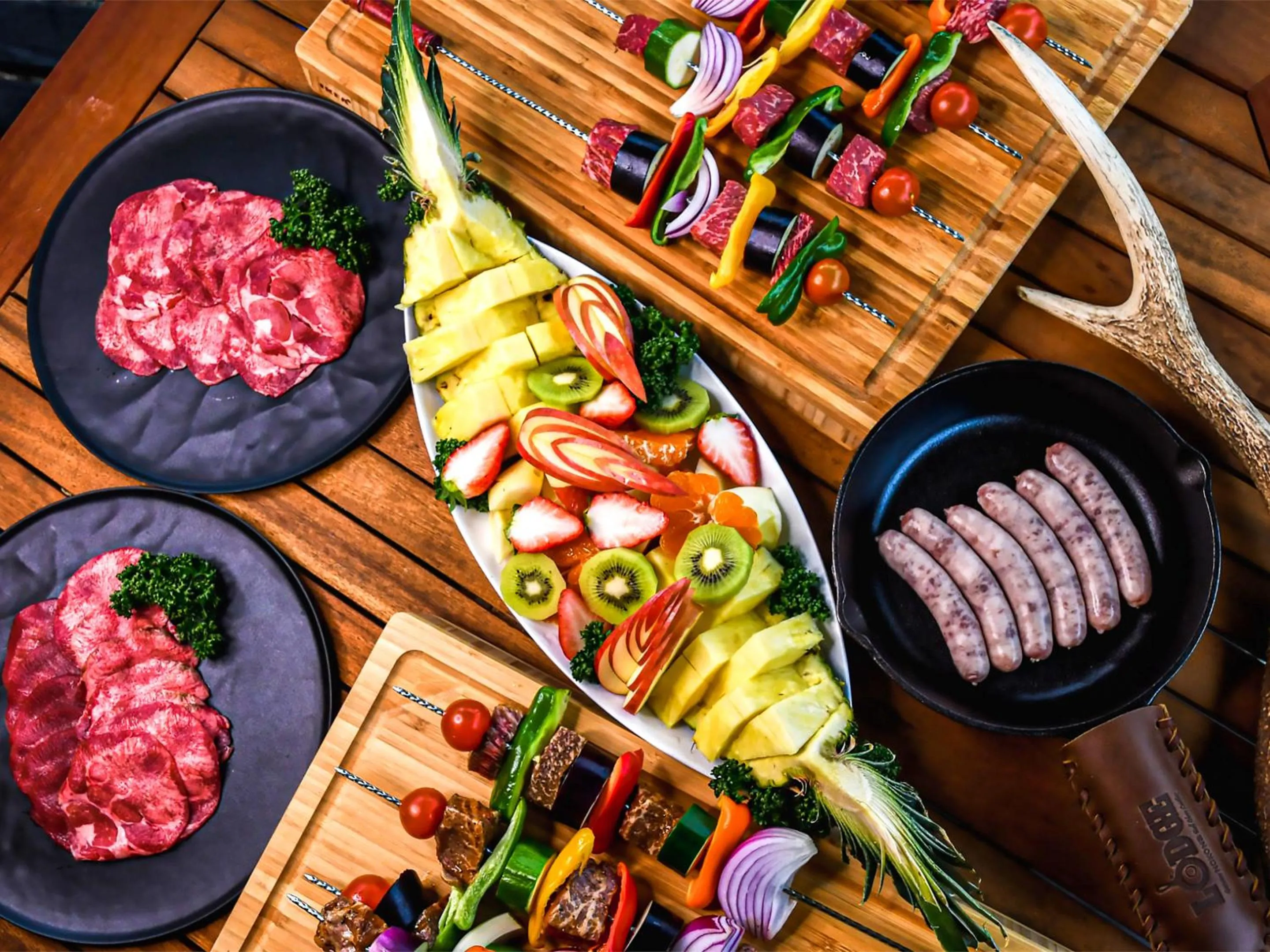 Food and drinks in Human resort