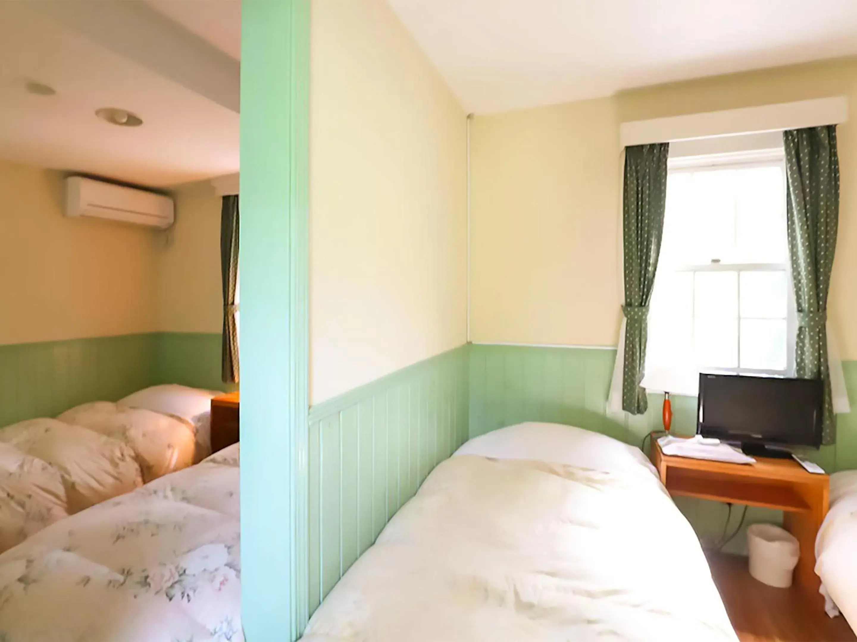 Standard Room with Shared Bathroom in Human resort Standard Room with Shared Bathroom in Human resort