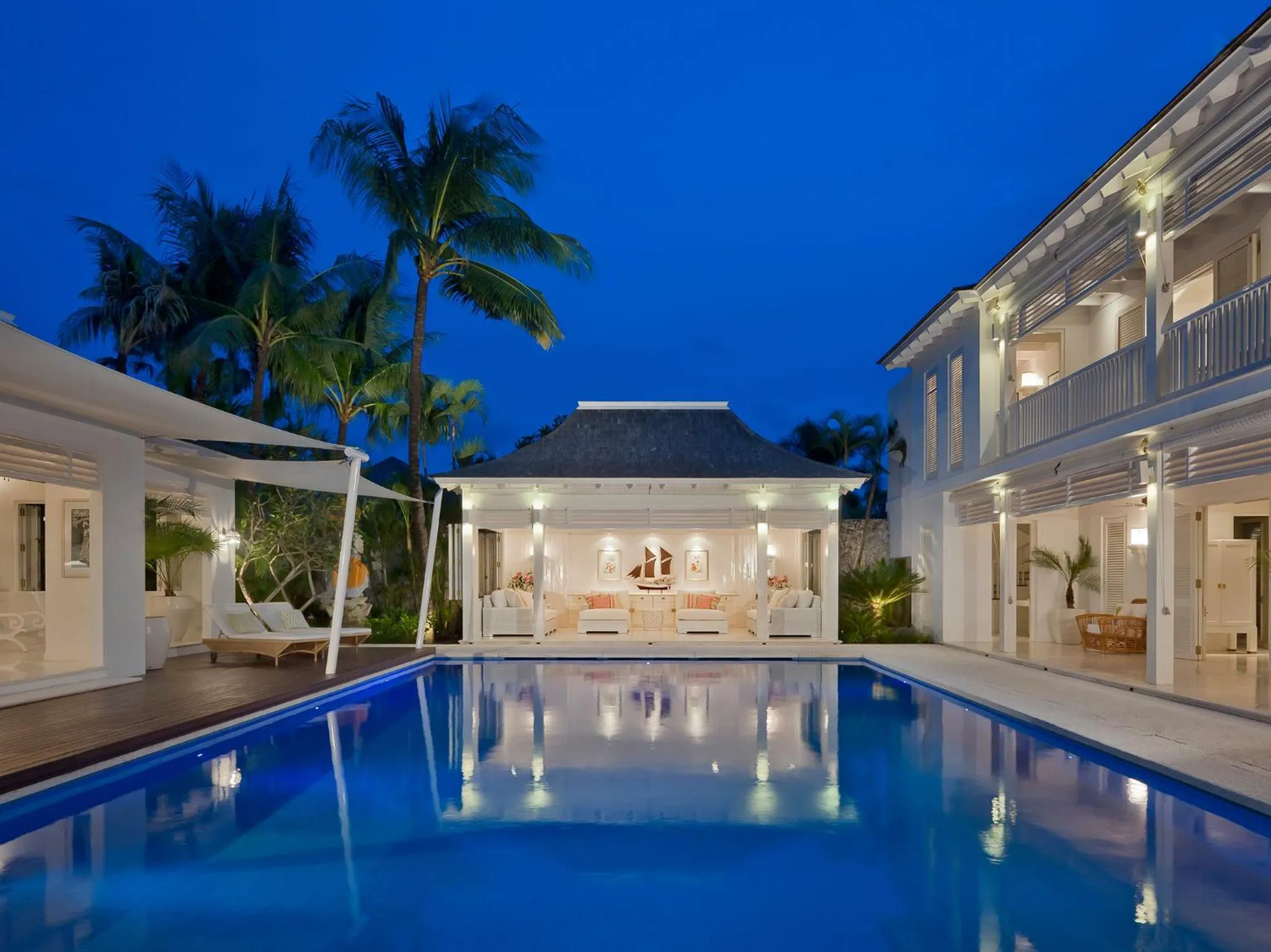 Swimming pool in Villa Lulito