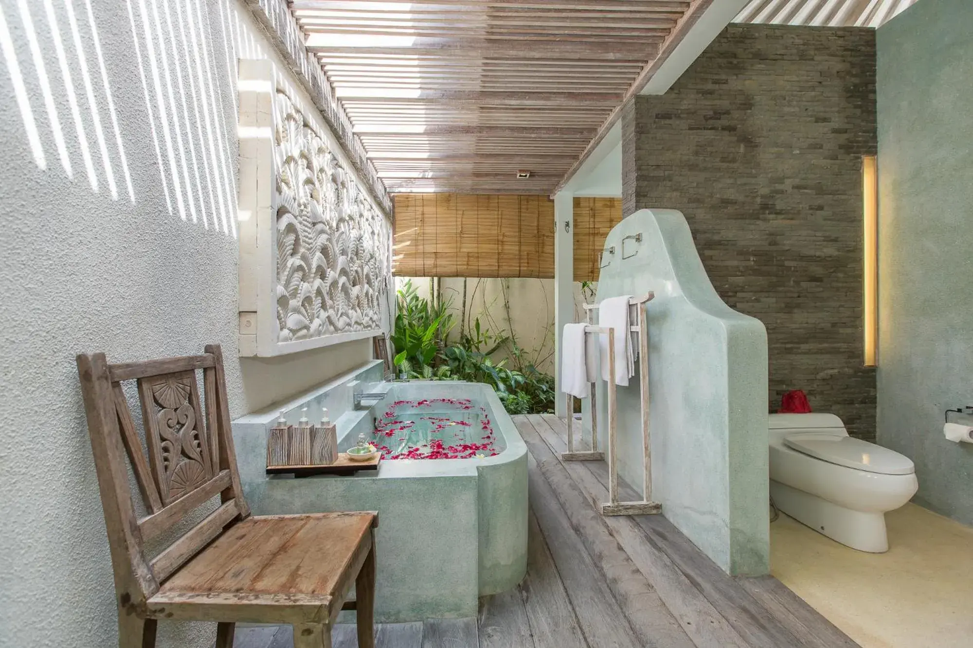Villa with Private Pool in Villa Sky Li by Nagisa Bali Villa with Private Pool in Villa Sky Li by Nagisa Bali