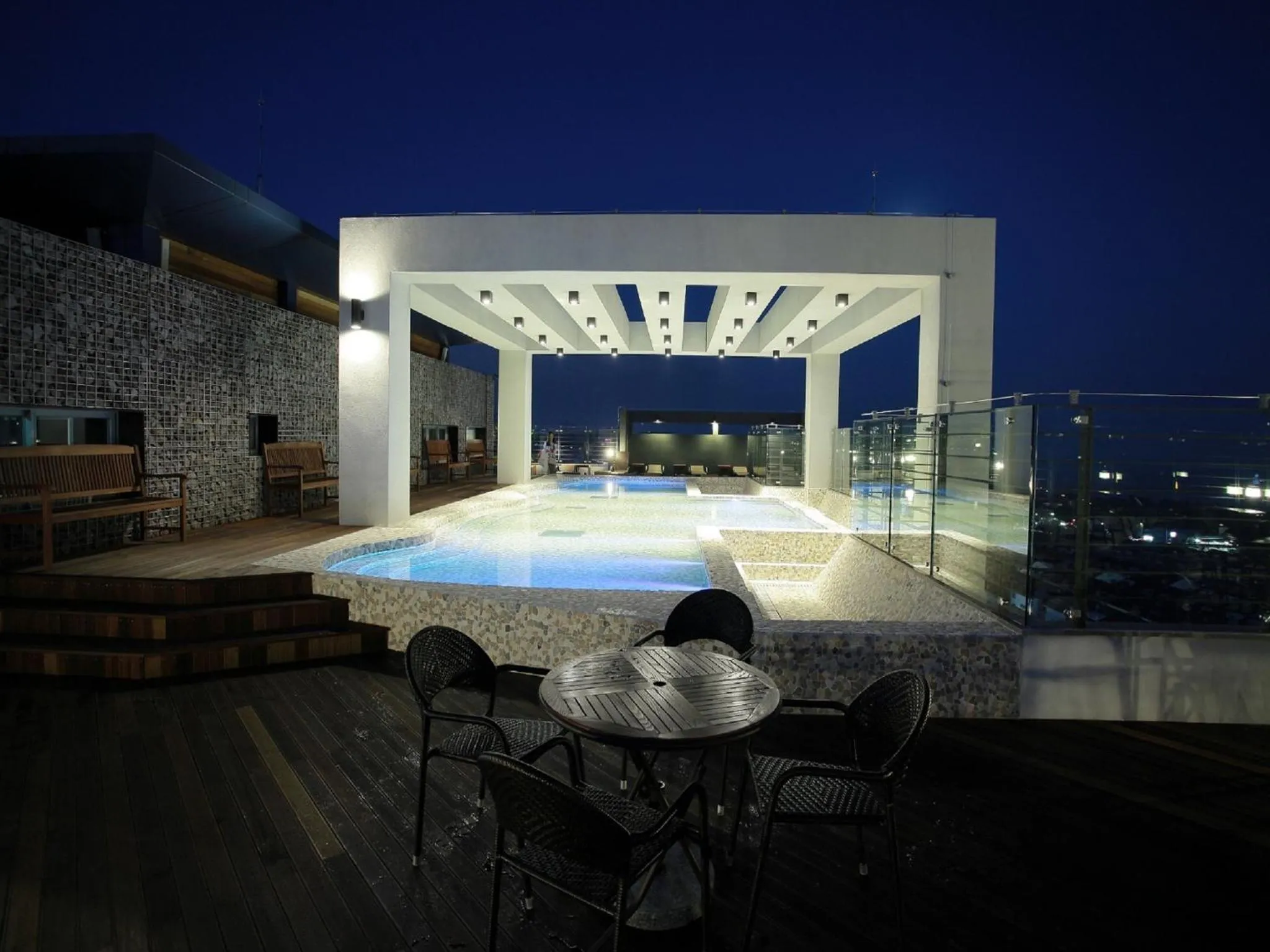 Night in Vistacay Hotel Worldcup