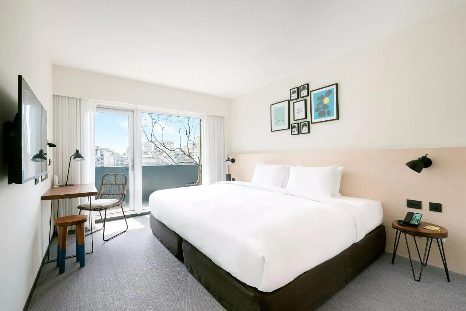 Bed in amba Taipei Zhongshan