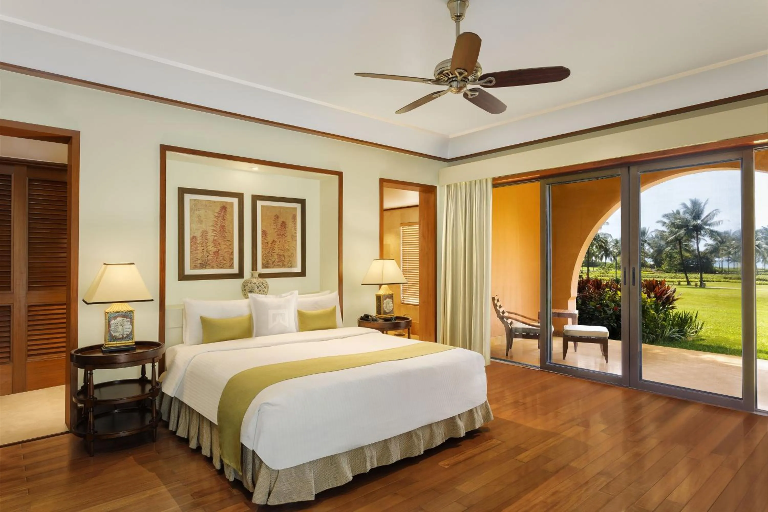 Bedroom, Bed in ITC Grand Goa, a Luxury Collection Resort & Spa, Goa