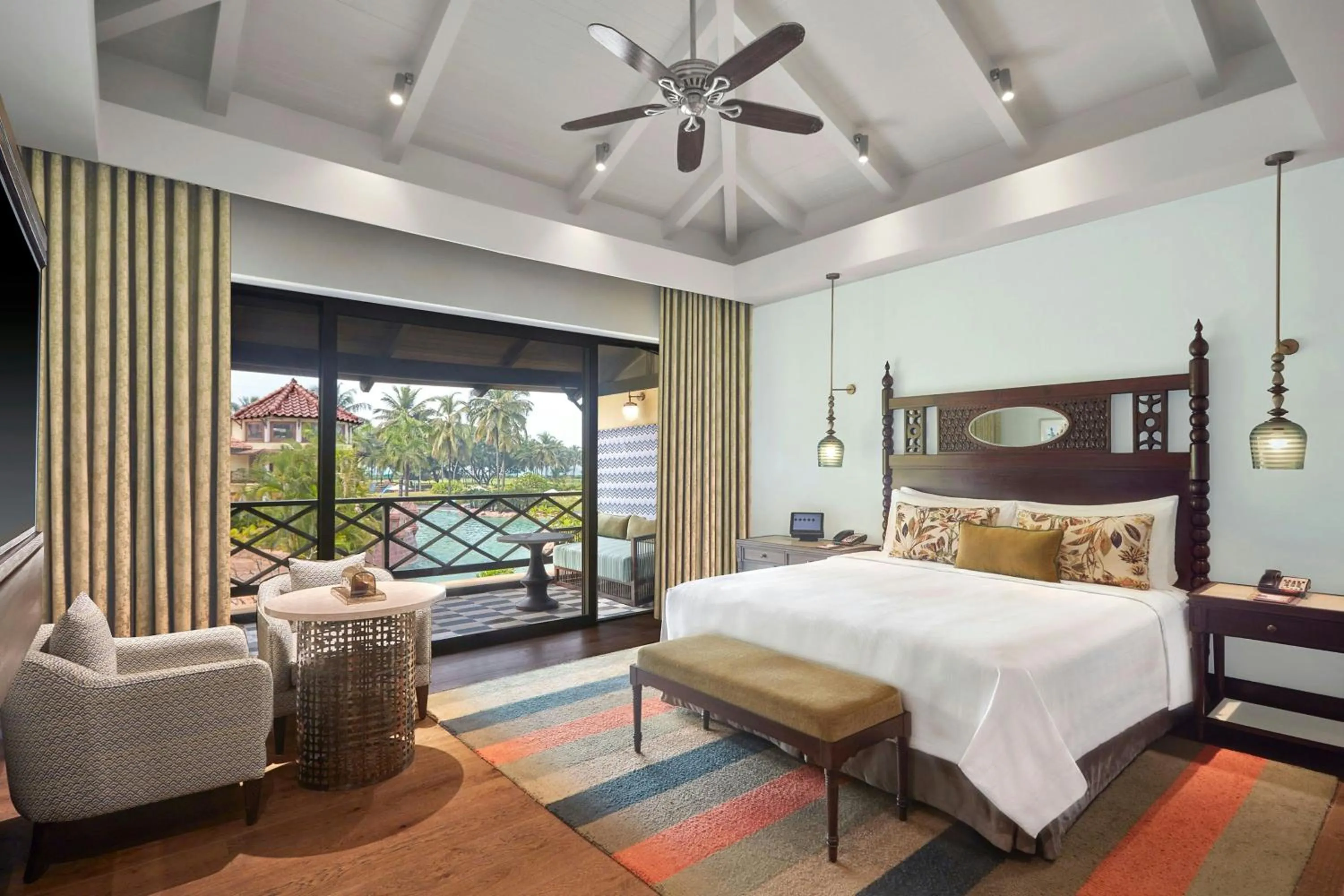 Swimming pool, Bed in ITC Grand Goa, a Luxury Collection Resort & Spa, Goa