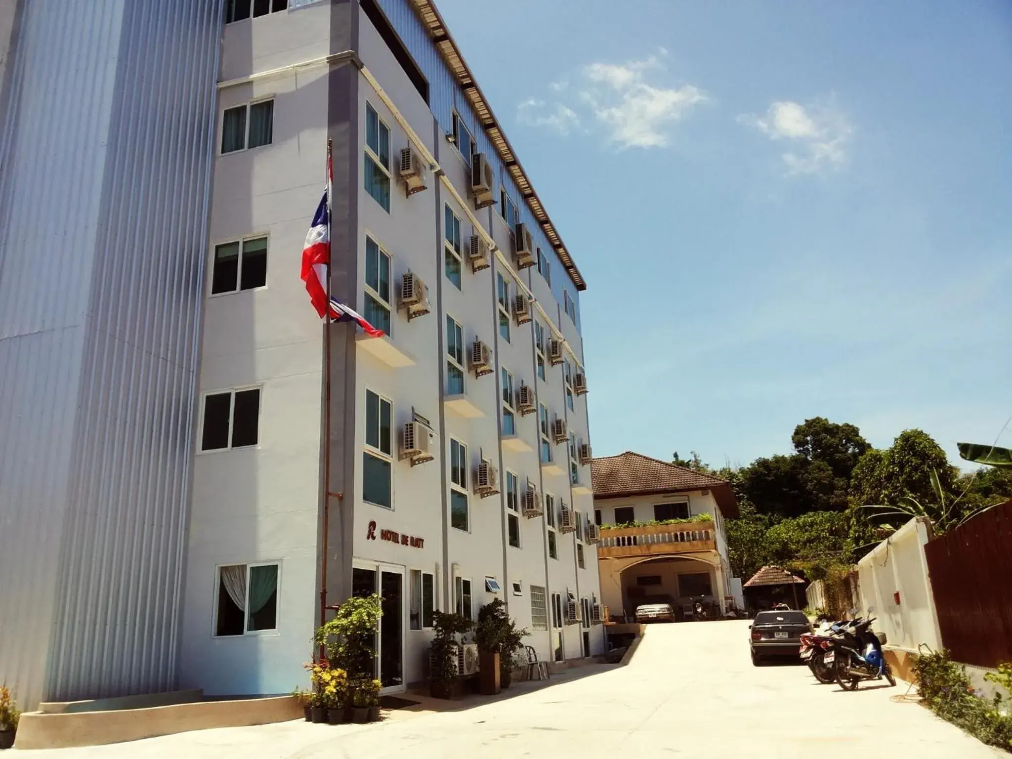 Property building in Hotel De Ratt Property building in Hotel De Ratt