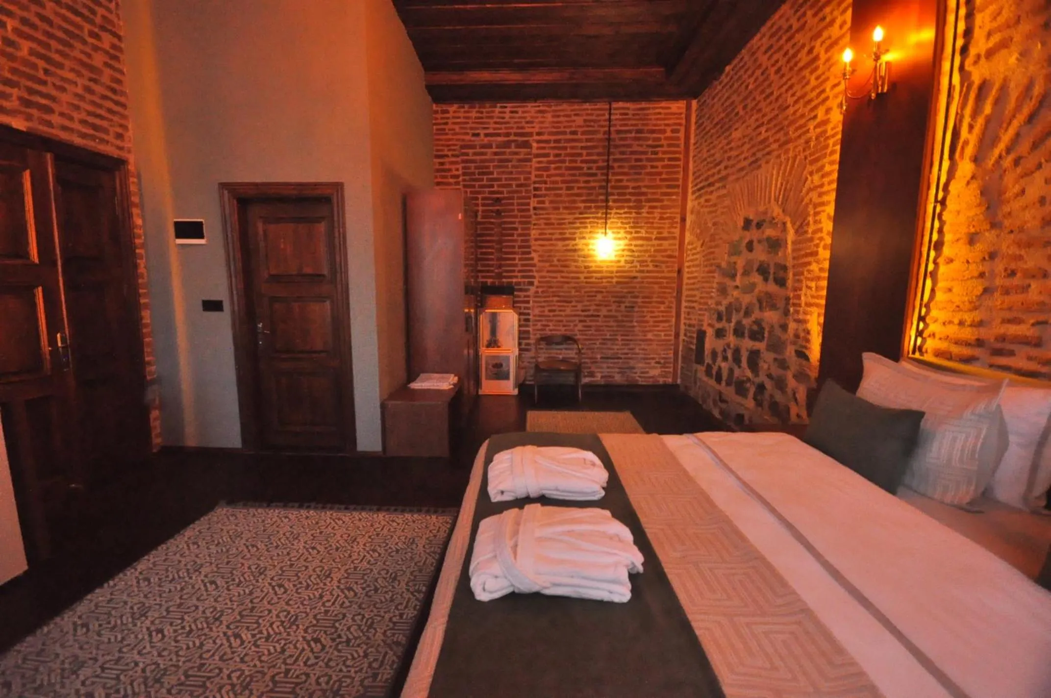 Bed in Mihman Konak Hotel