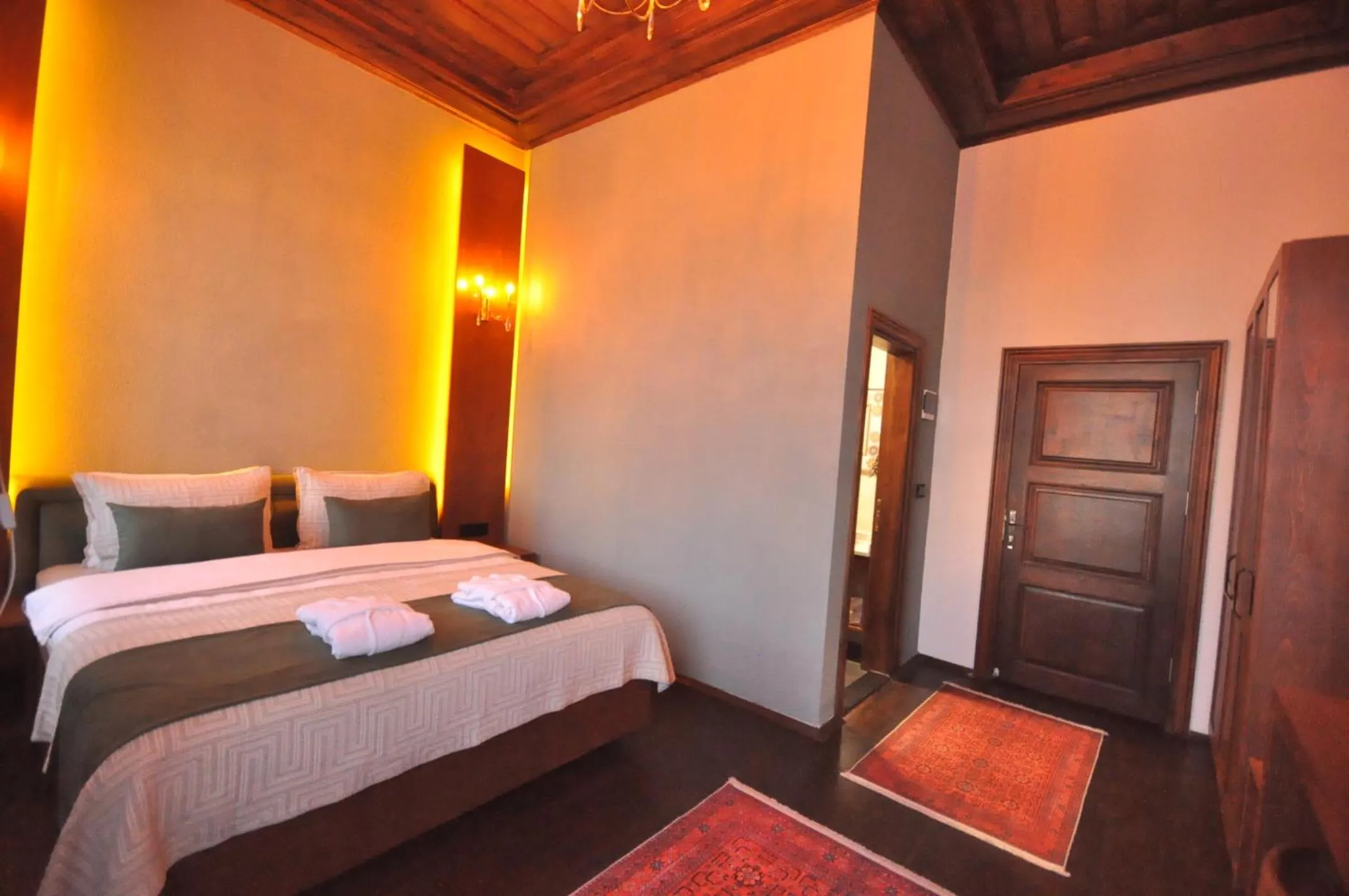 Bed in Mihman Konak Hotel